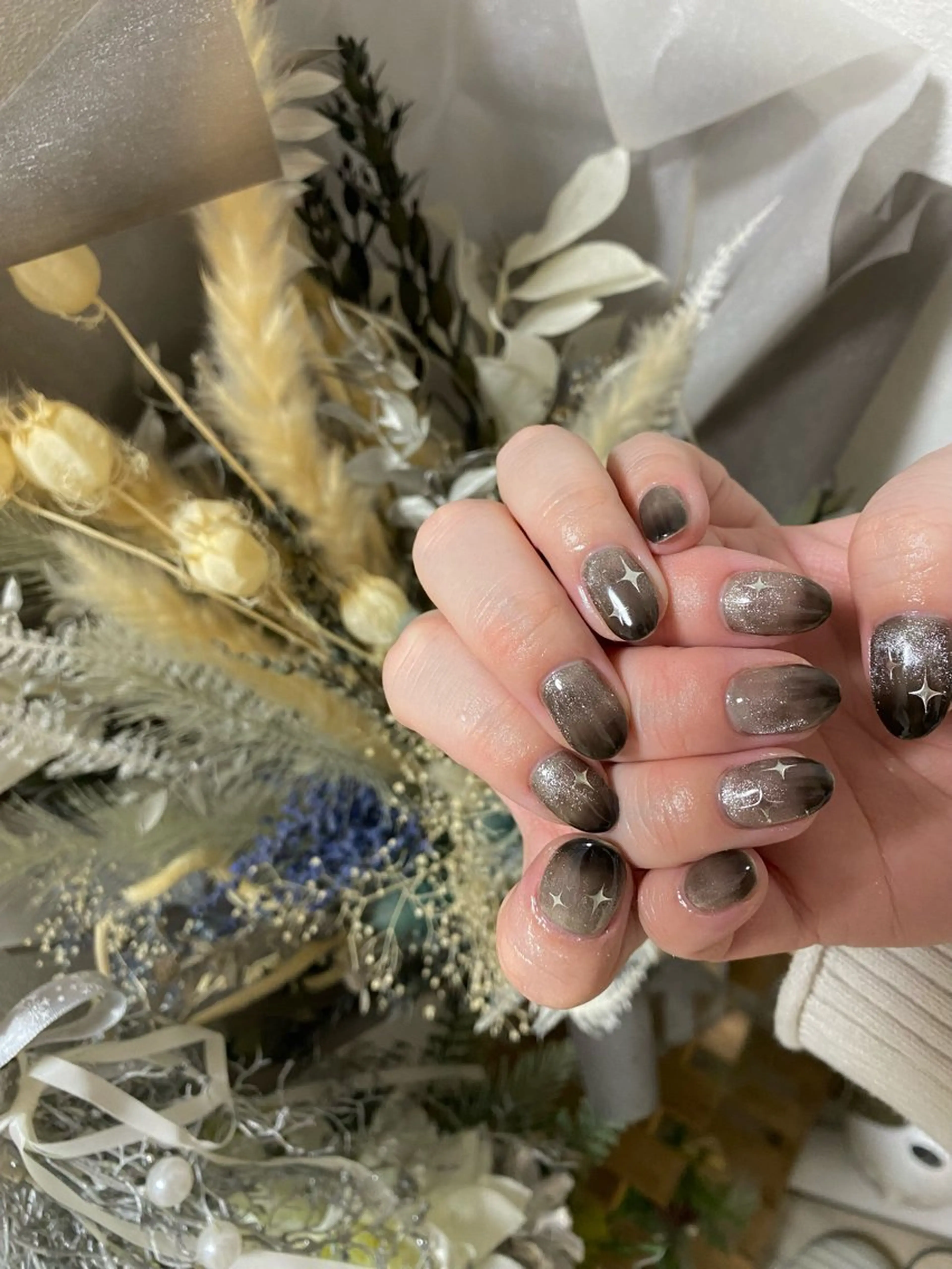 ネイル 韓国ネイル マグネットネイル ワンホンネイル ハンドネイル ハンドケア ëmma nail_ by chulaのネイルデザイン