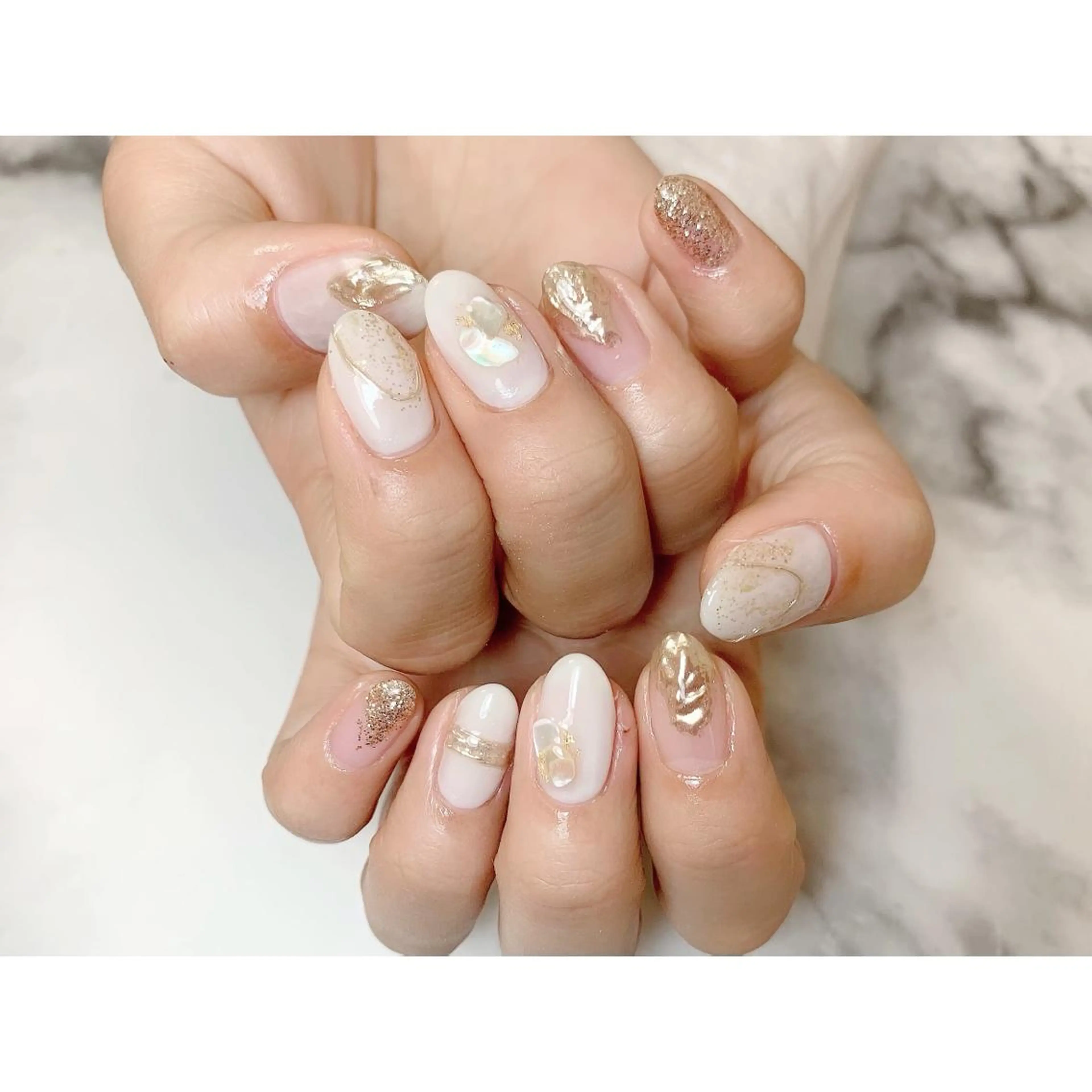 ネイル ニュアンスネイル nailsalon maluriのネイルデザイン