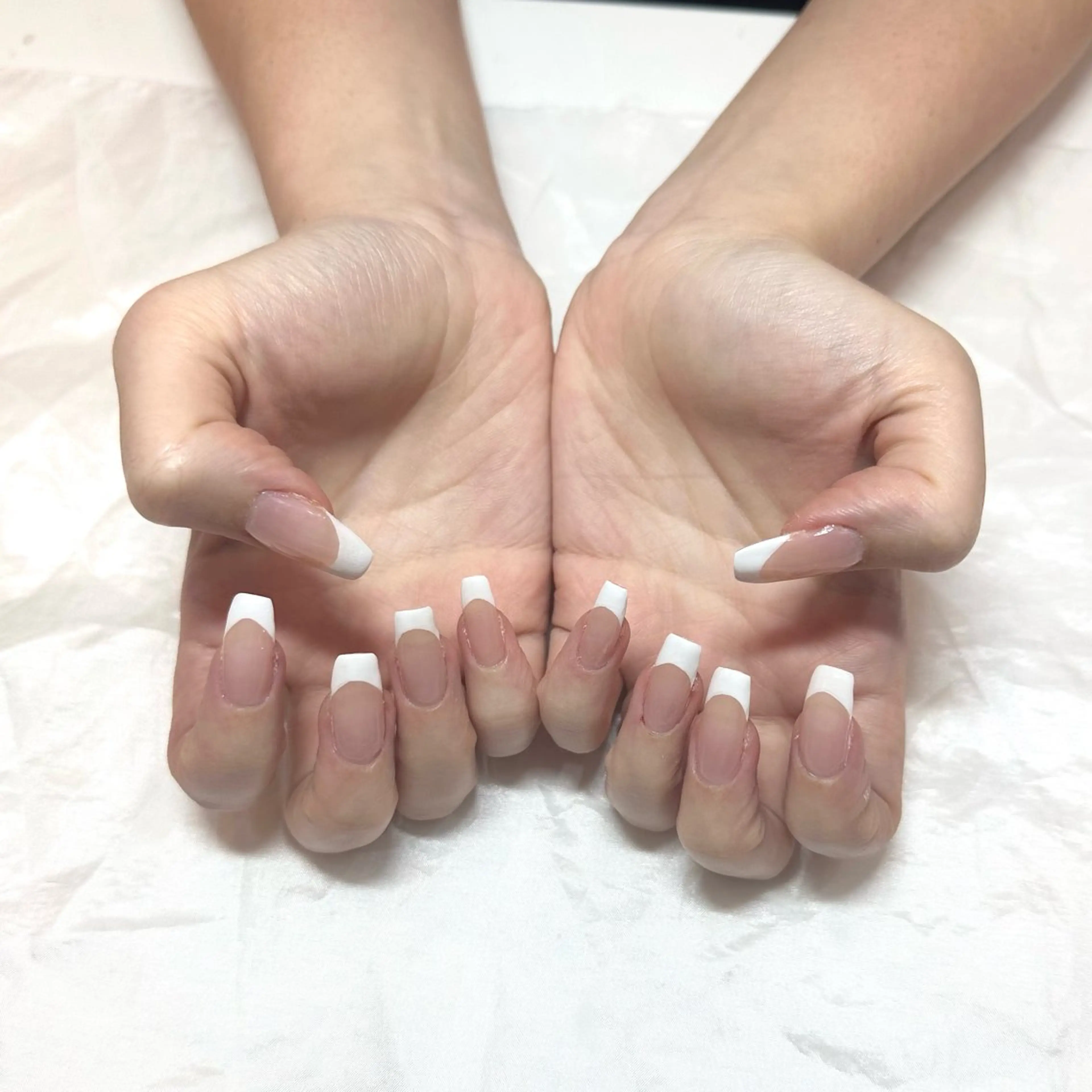 ネイル フレンチネイル ハンドネイル nail salon amulet所属・amulet rikuのネイルデザイン