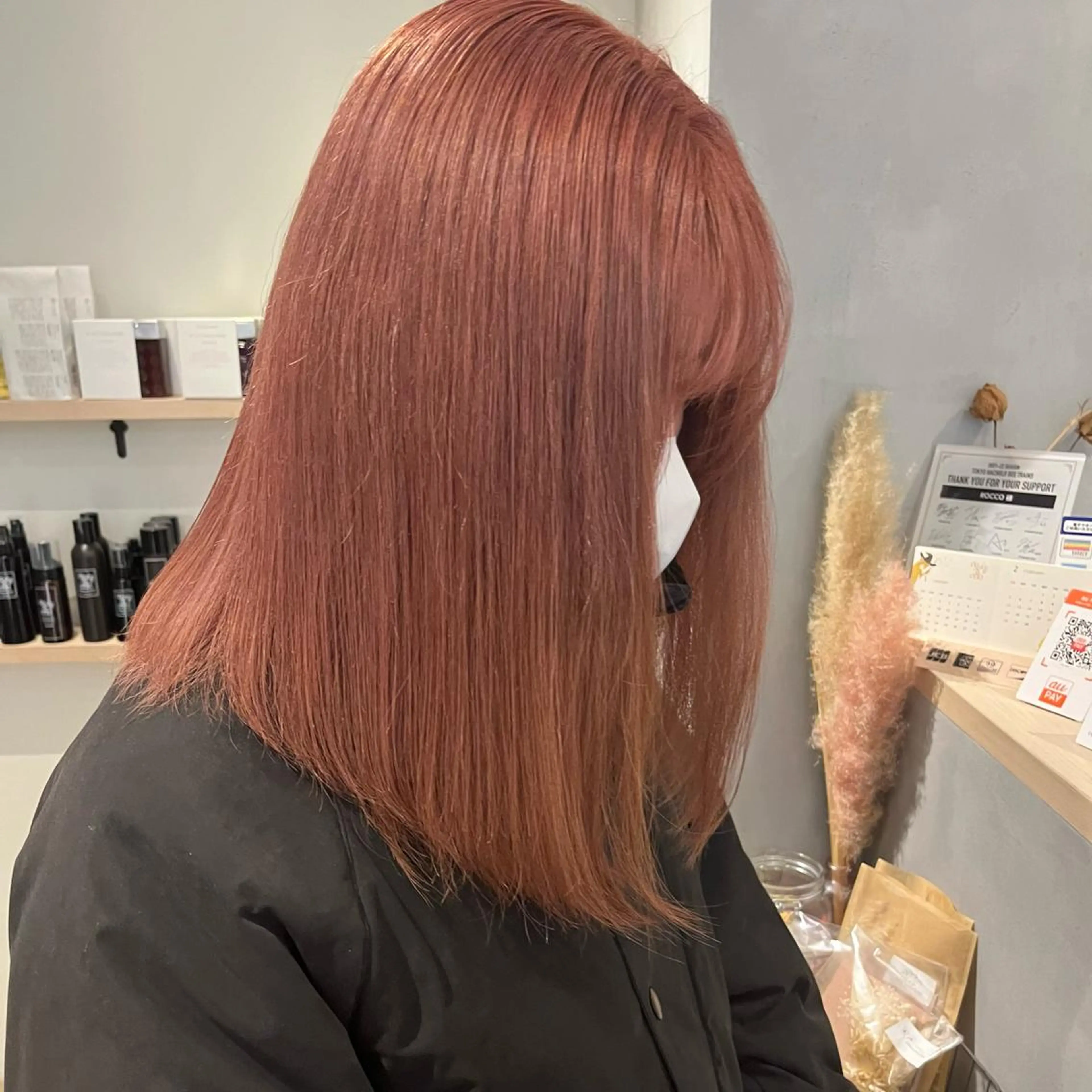 ミディアム カラー ベージュカラー ブリーチ ピンクカラー ピンクベージュ ヘアカラー mai ROCCOのヘアスタイル