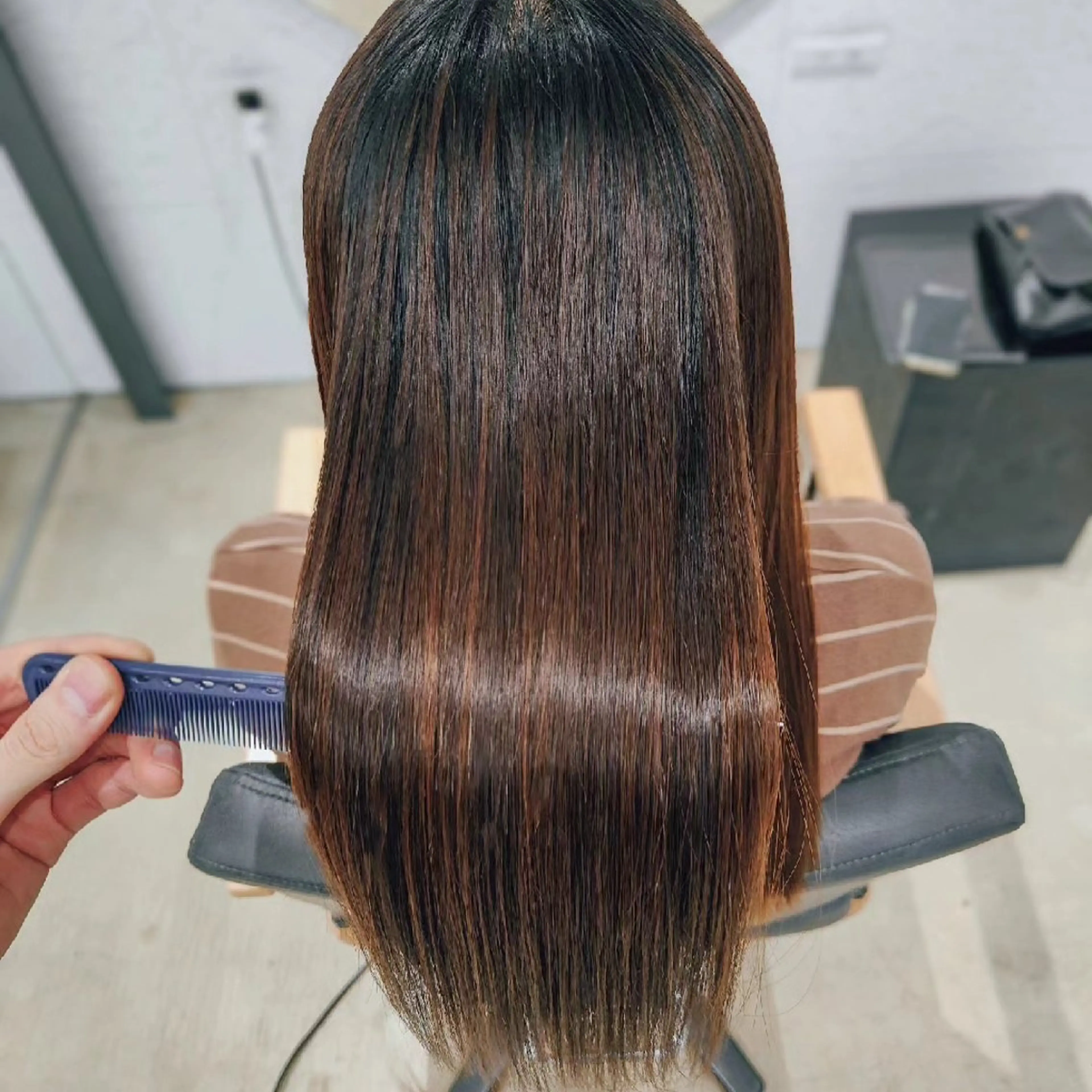 ロング デザインカット 髪質改善 トリートメント BE HERE NOW N°03所属・角谷 貫太郎のヘアスタイル