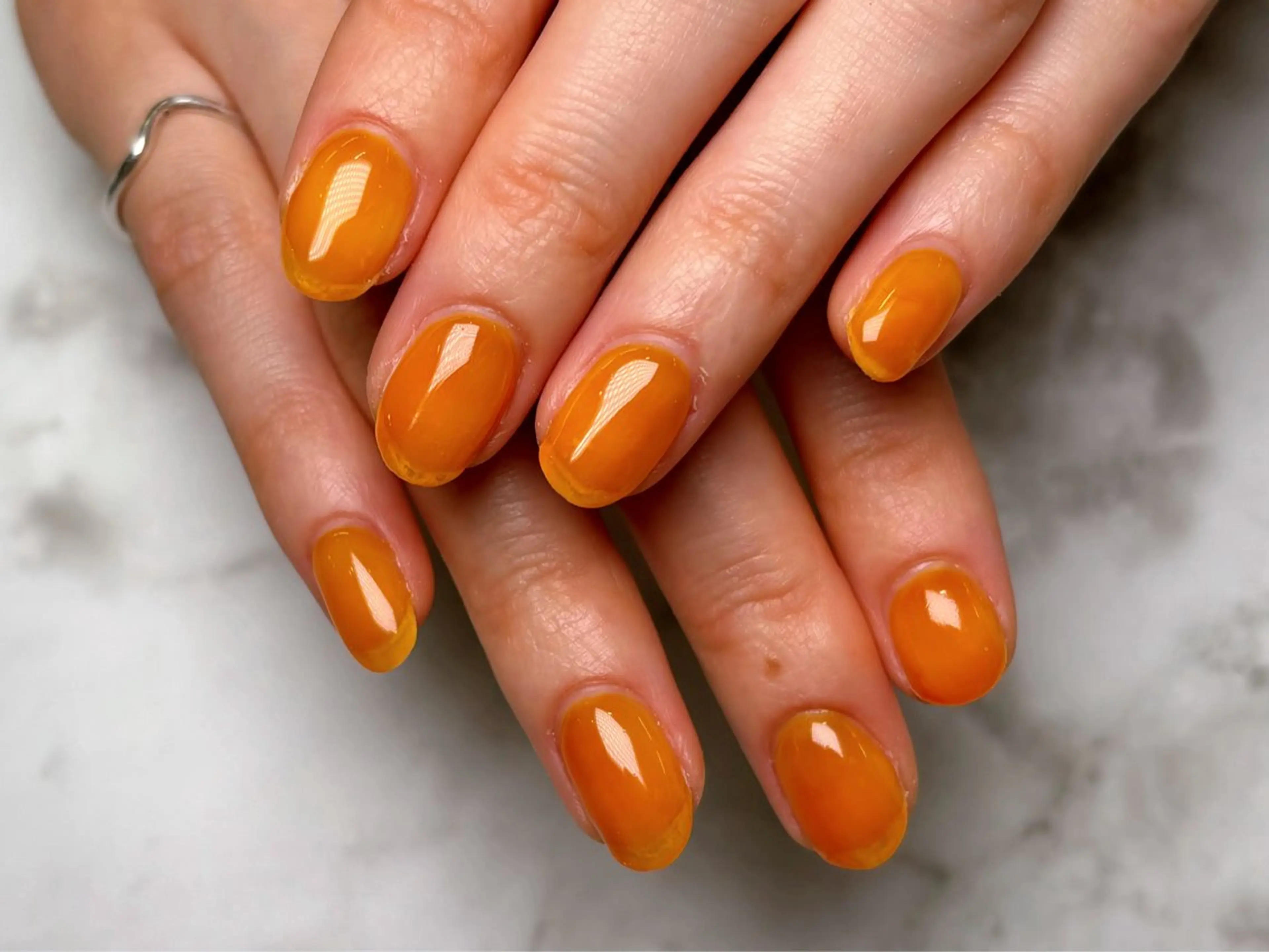 ネイル オレンジ ハンドネイル Lani🌈Nail Konatsuのネイルデザイン