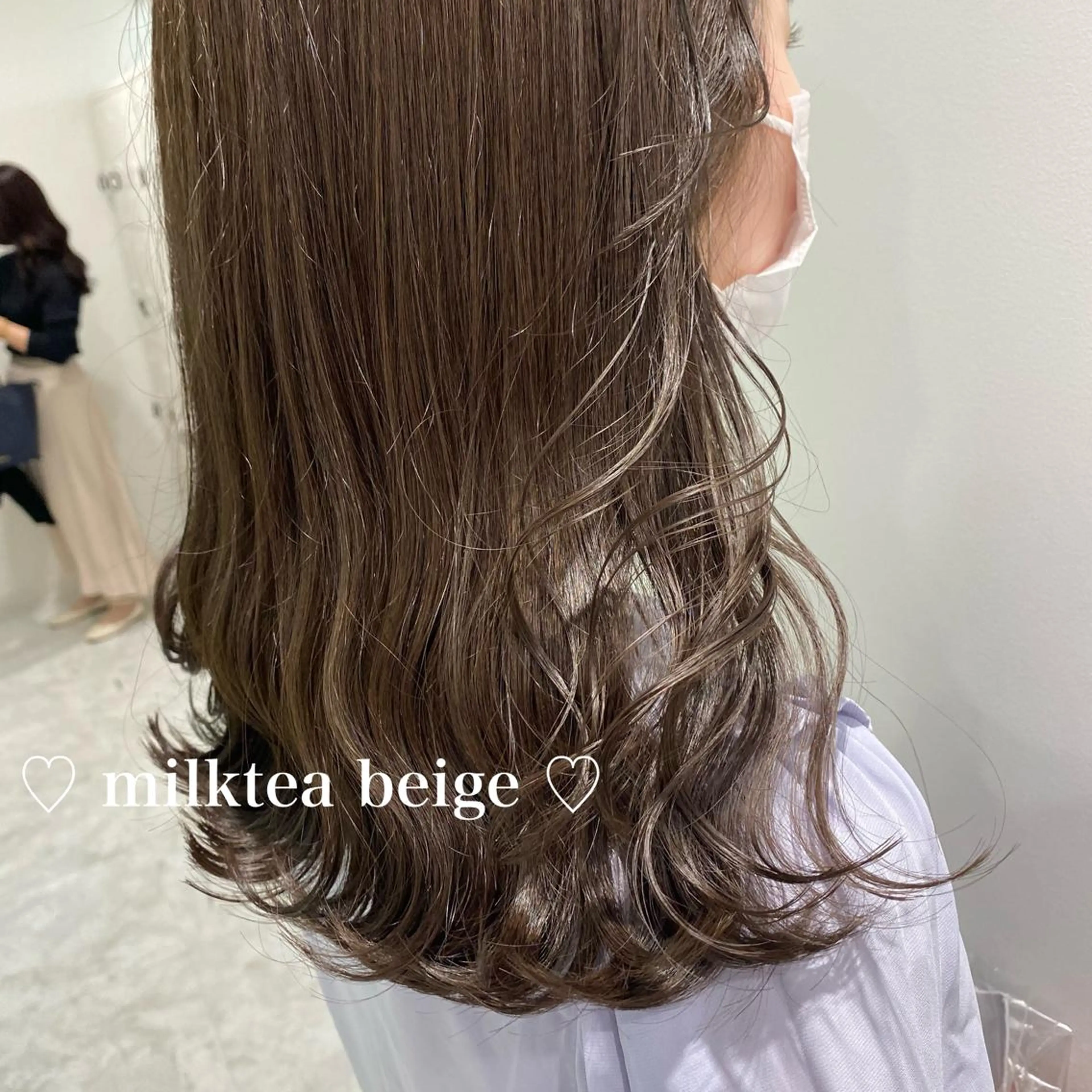セミロング カラー パーマ ヘアアレンジ メンズ ネイル マツエク・マツパ ベージュカラー ミルクティーベージュ linette所属・🐩推し活🐩 FUTABA🍒のヘアスタイル