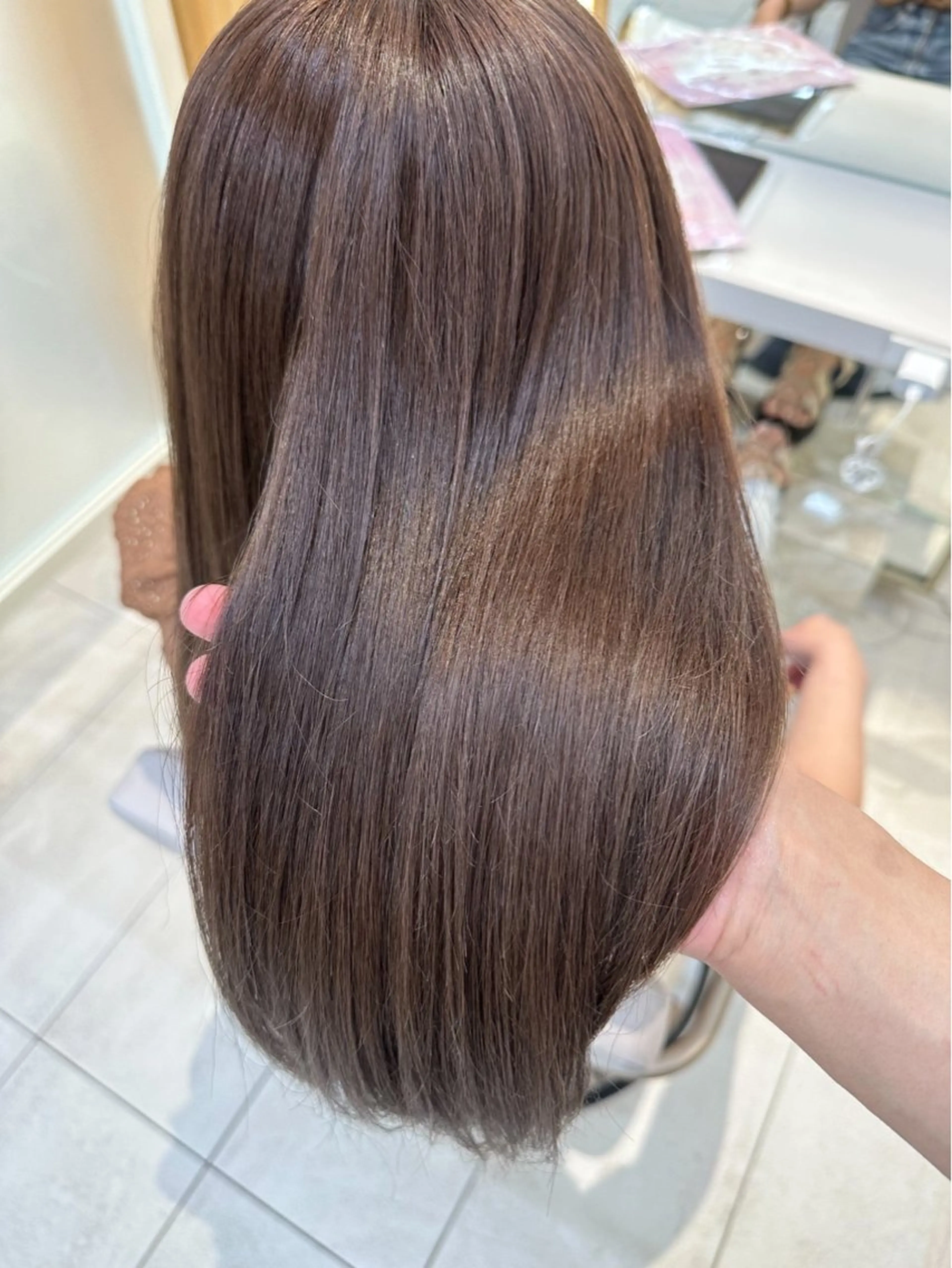 セミロング oto🎀×美髪× シースルー前髪🤍のヘアスタイル