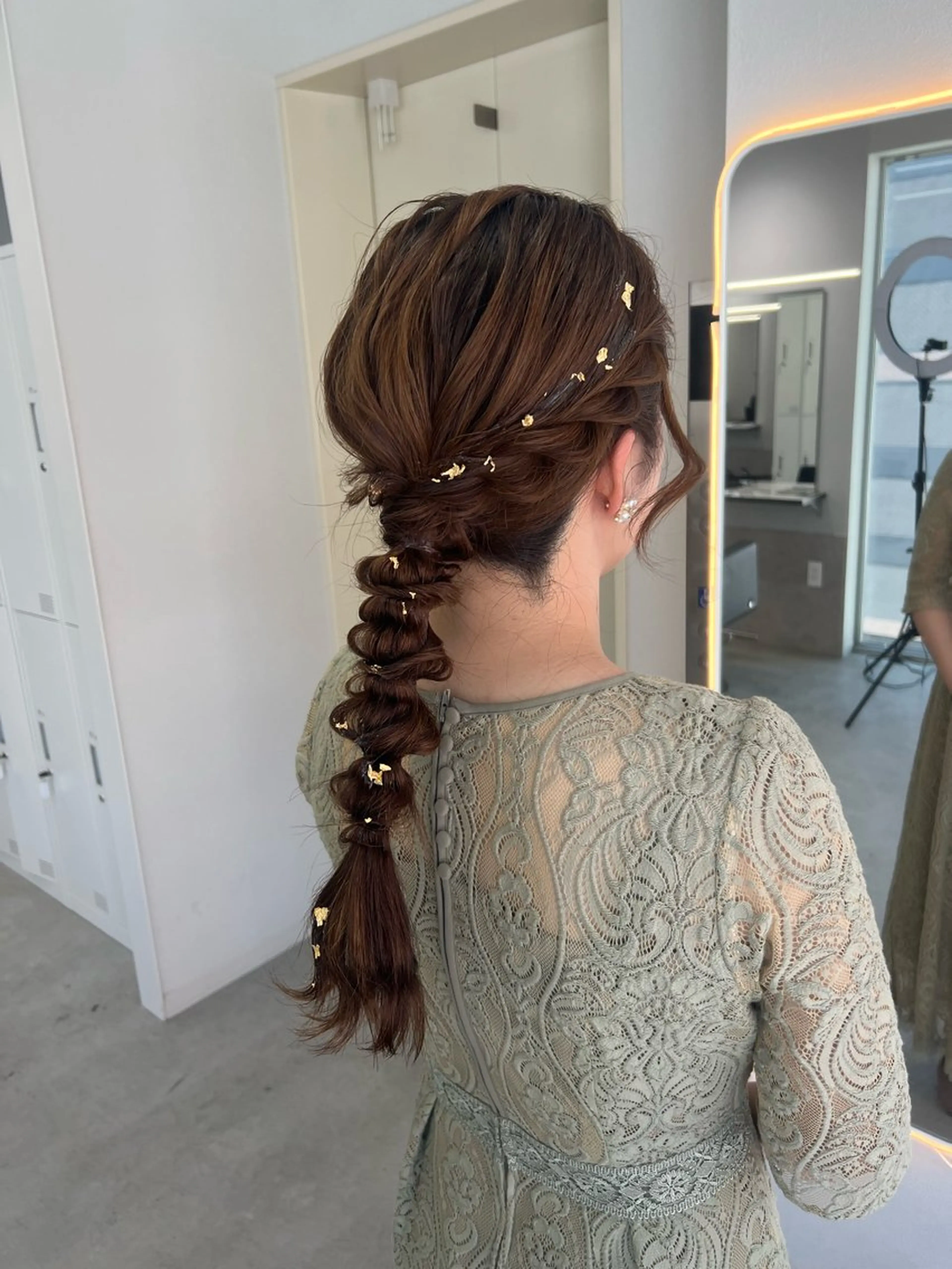 ロング ヘアセット maya レイヤーカットのヘアスタイル