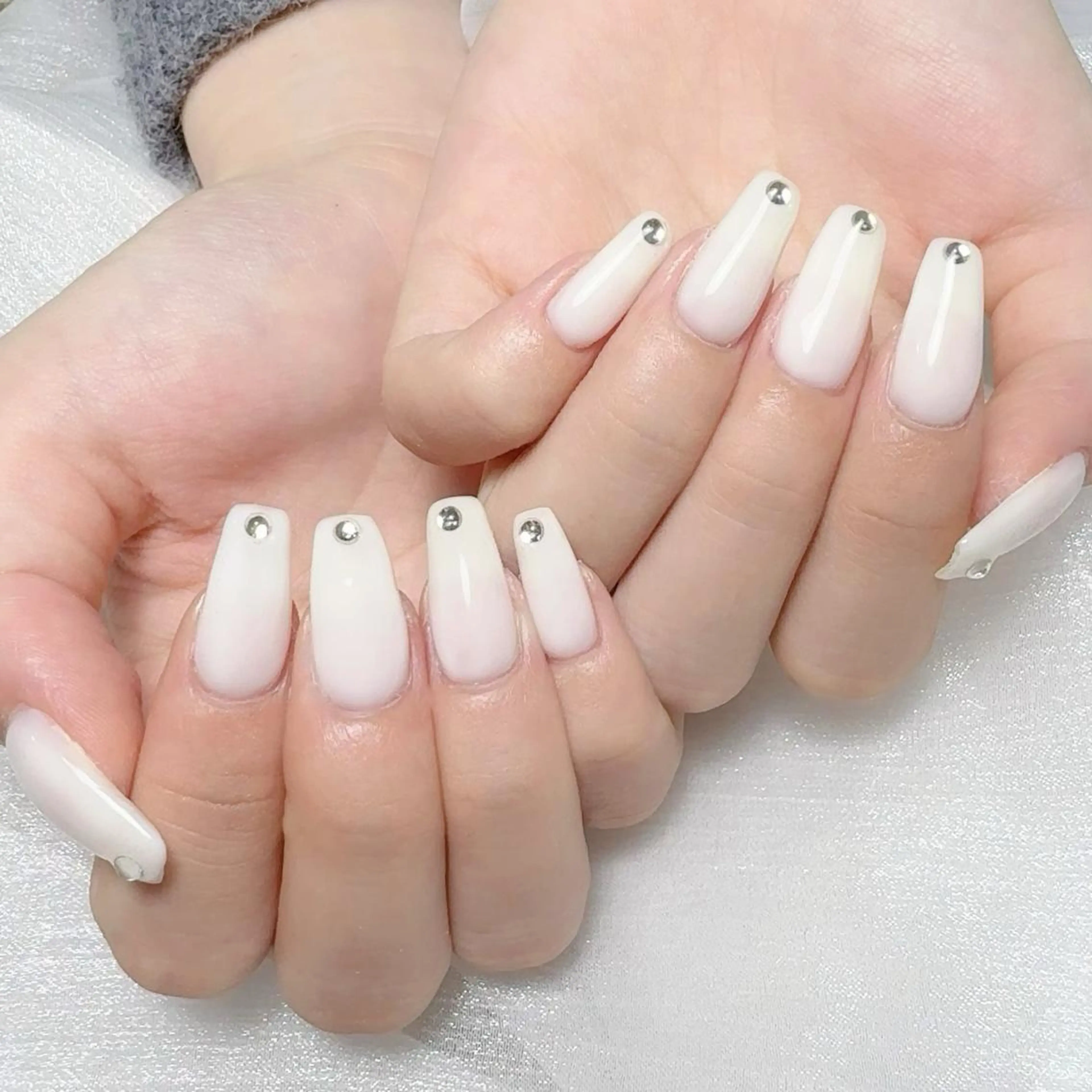 ネイル メンズ ストーンネイル ハンドネイル NAILサロン 木にいるのネイルデザイン