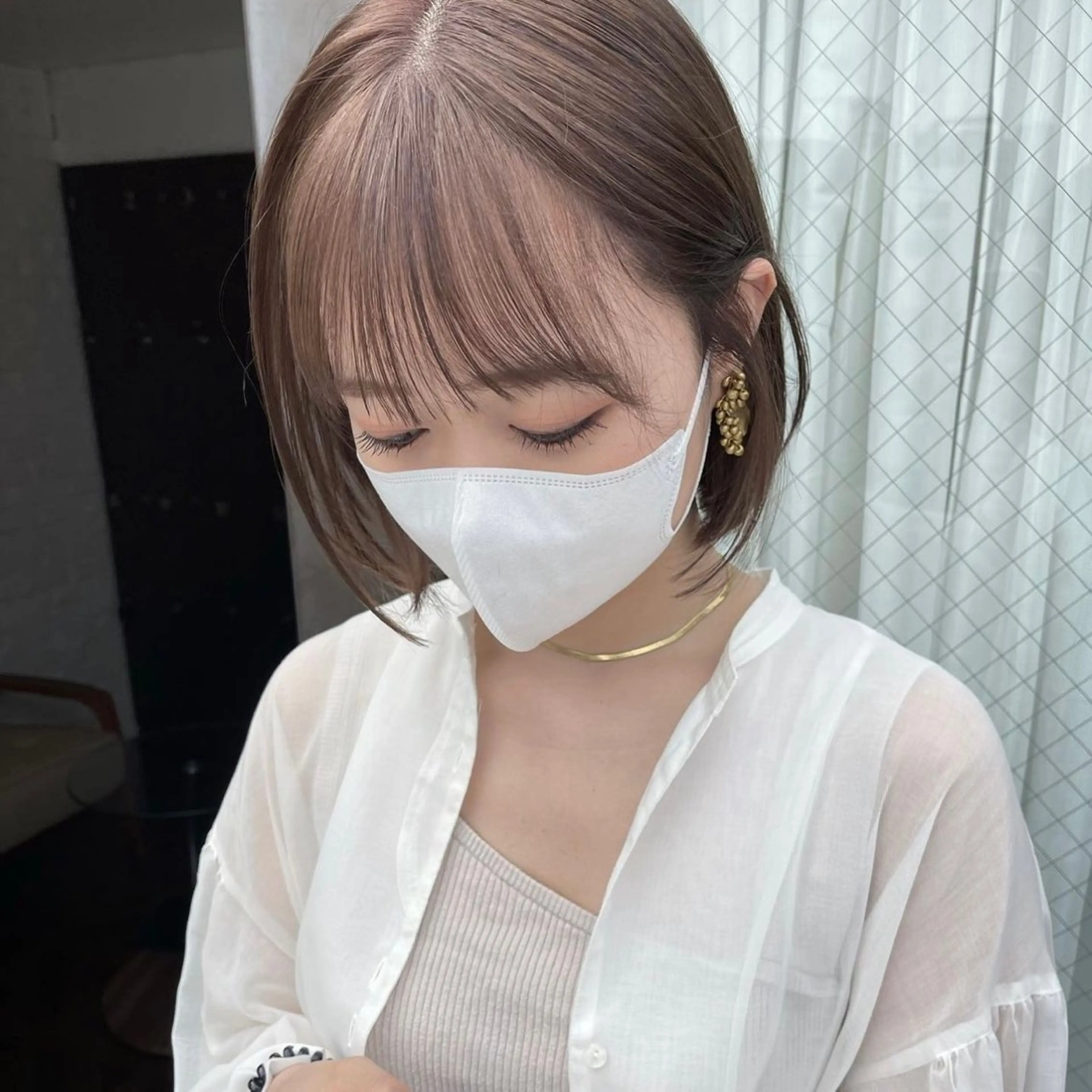 ショート カラー ベージュカラー デザインカラー ダブルカラー ハイトーンカラー イルミナカラー ヘアカラー トリートメント 心斎橋ダブルカラー ボブ/レイヤーのヘアスタイル