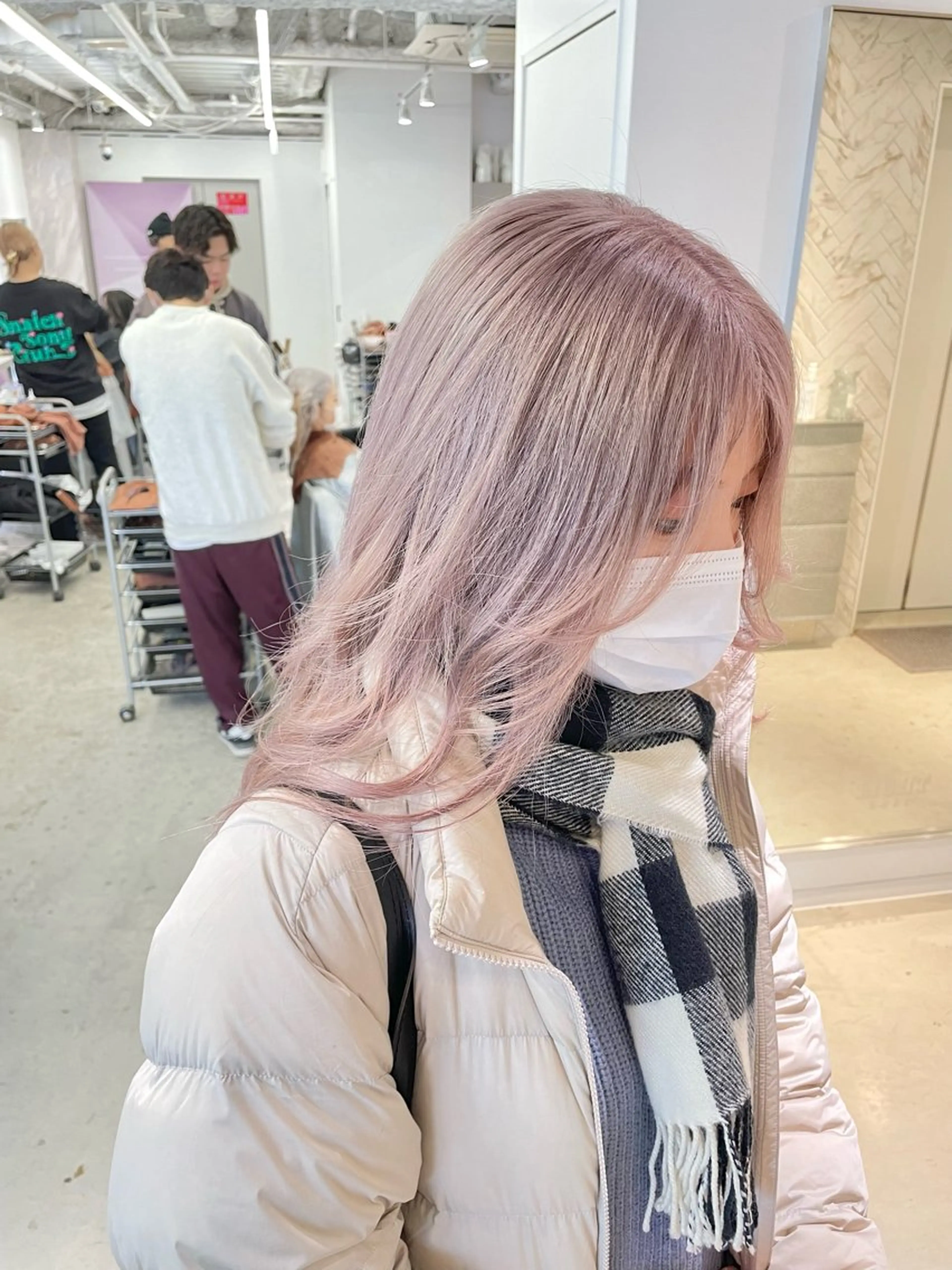 セミロング カット ヘアカラー トリートメント ヘアセット 🎗井上 竜 ブリーチ指名No.1のヘアスタイル