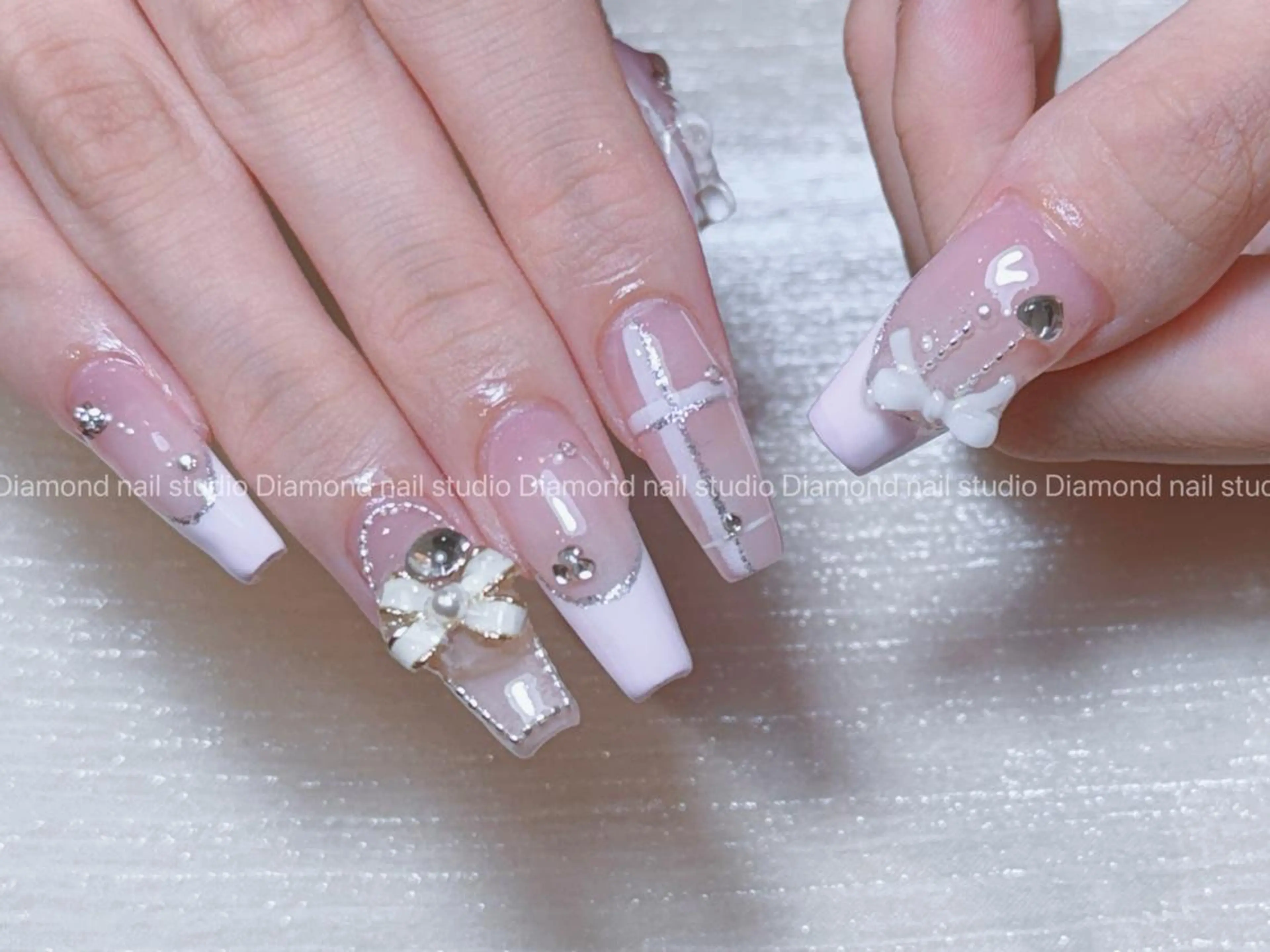 ネイル ハンドネイル ハンドケア Saki 🍒のネイルデザイン