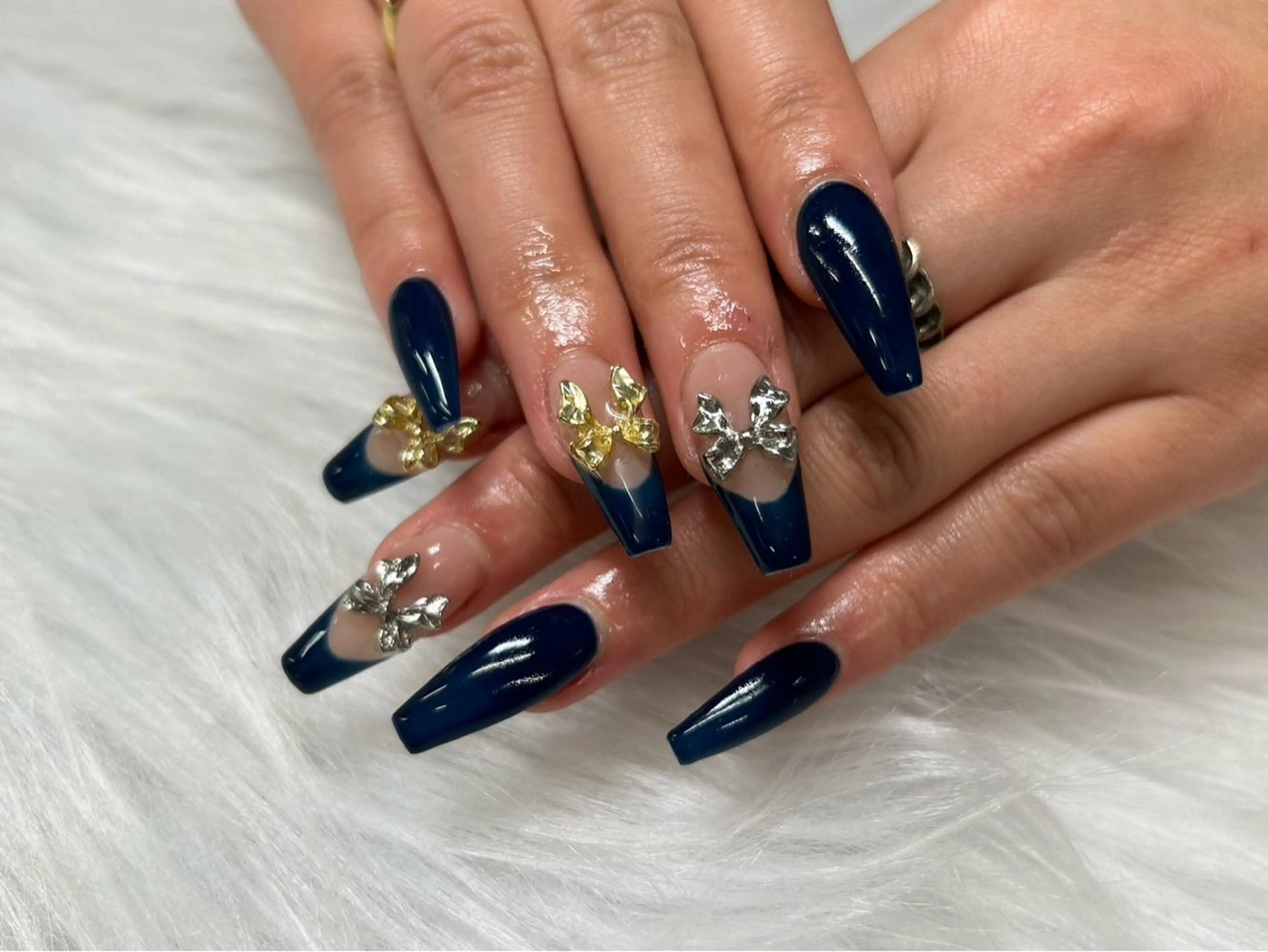 ネイル ハンドネイル PEEKABOO京橋 EYE&NAILのマツエク・マツパデザイン