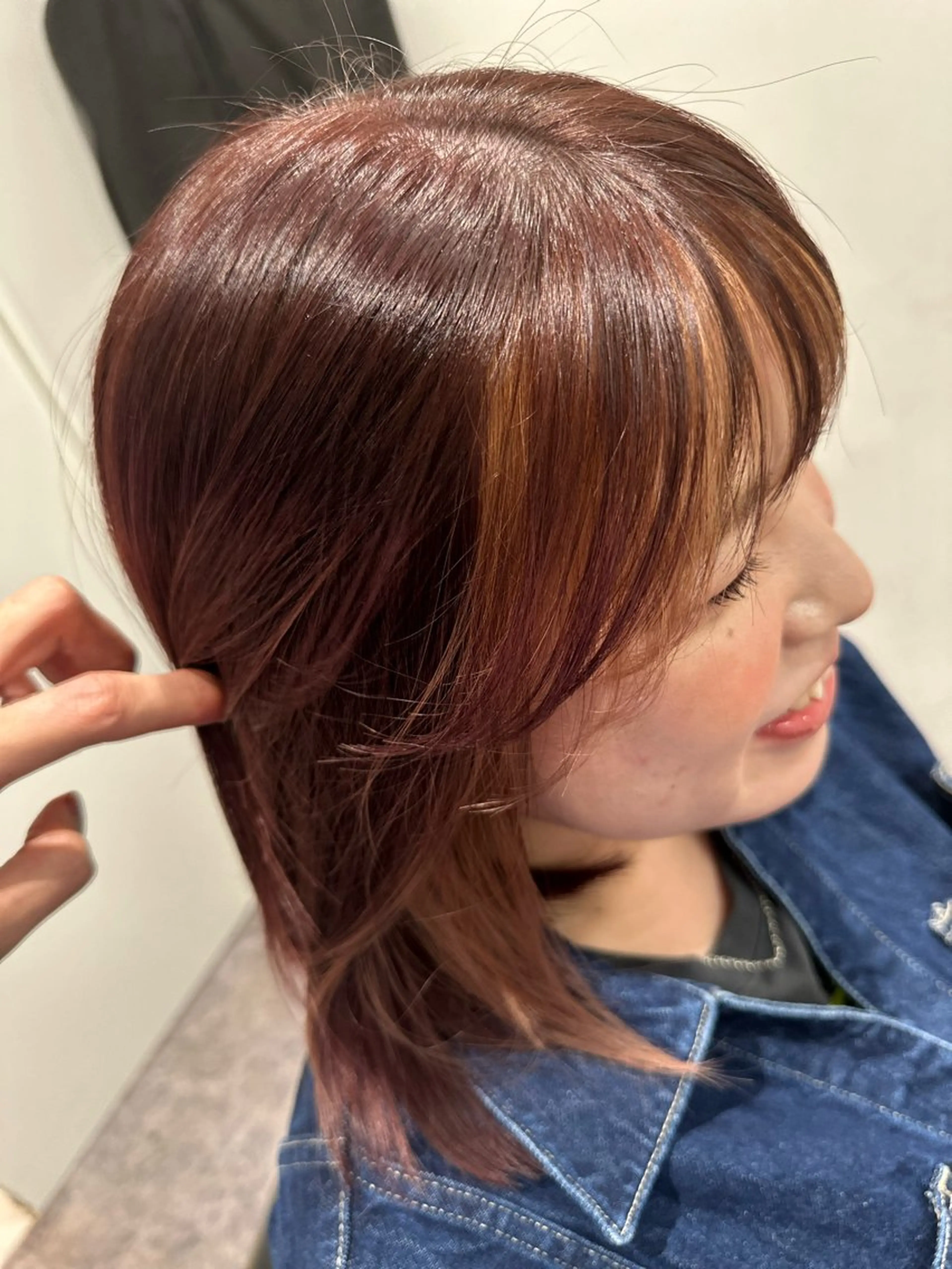 ミディアム ミストバング ヘアカラー 平田 七海のヘアスタイル