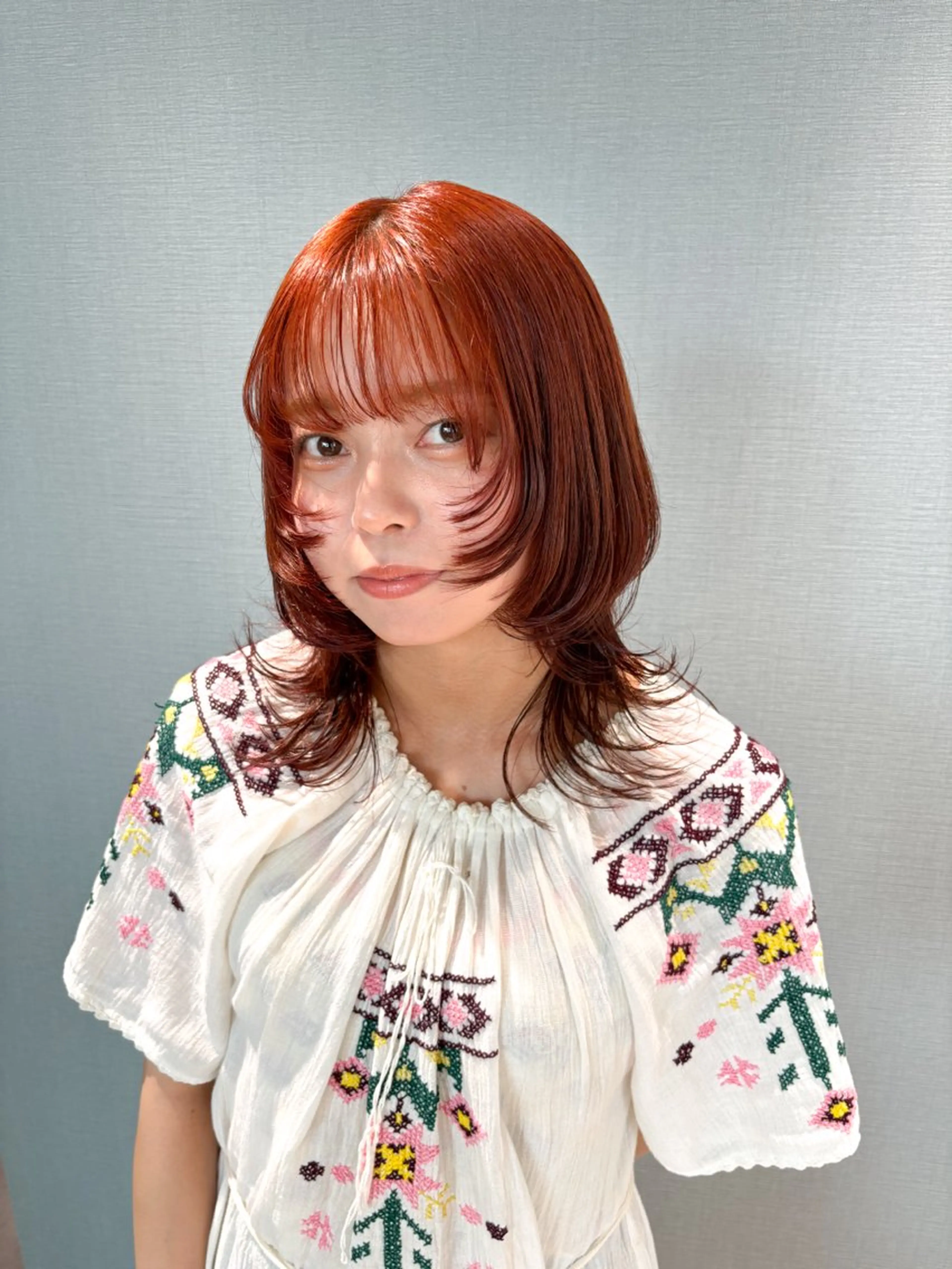 ミディアム カラー オレンジ [amu]kaho /メンズカット🧃のヘアスタイル