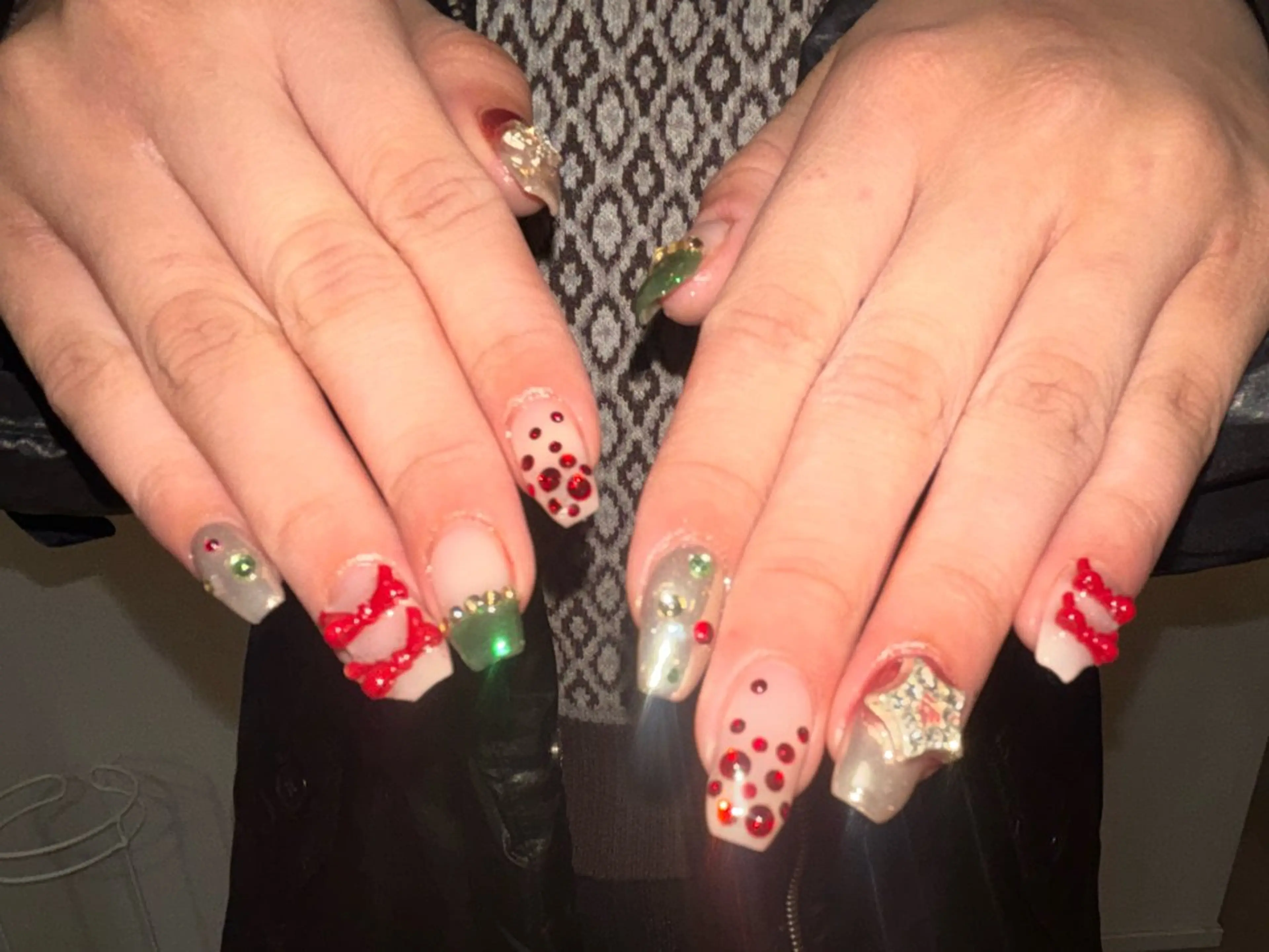 ネイル moe ---♡ ...のネイルデザイン