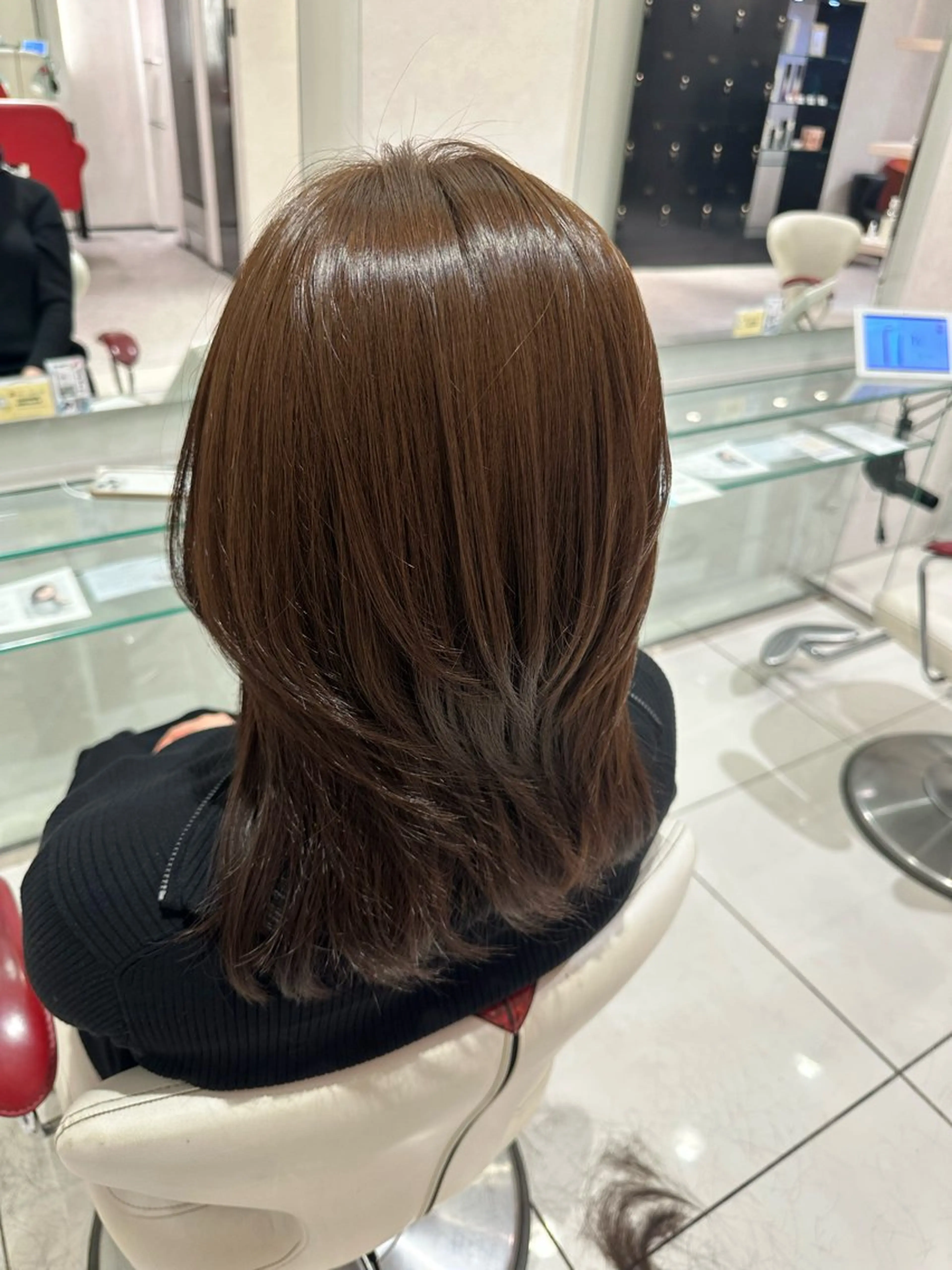 セミロング EARTH岐阜所属・EARTH岐阜 林のヘアスタイル