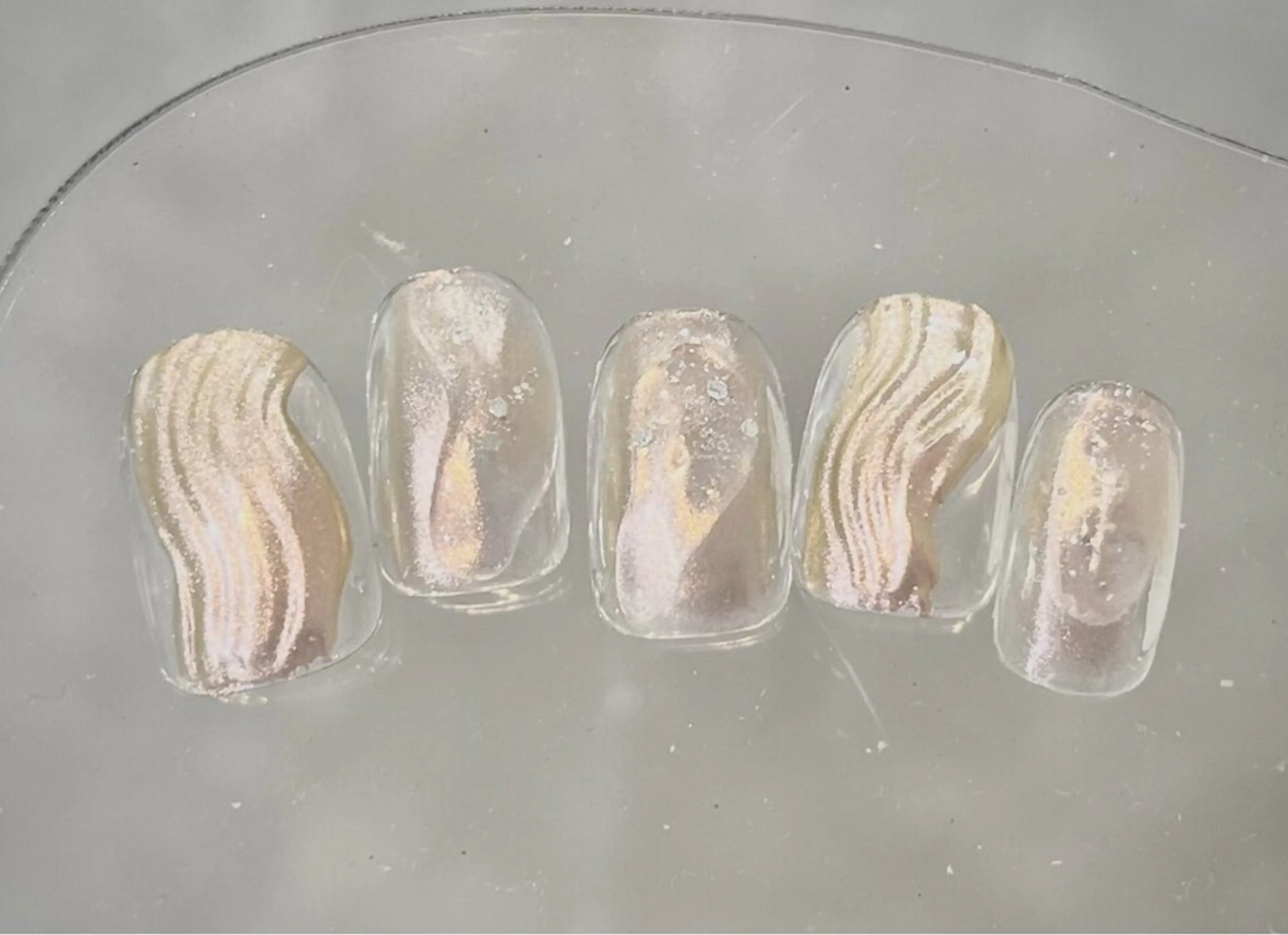 ネイル クリアネイル ニュアンスネイル CLEMORE NAIL 浦和店所属・上原 菜々香のネイルデザイン