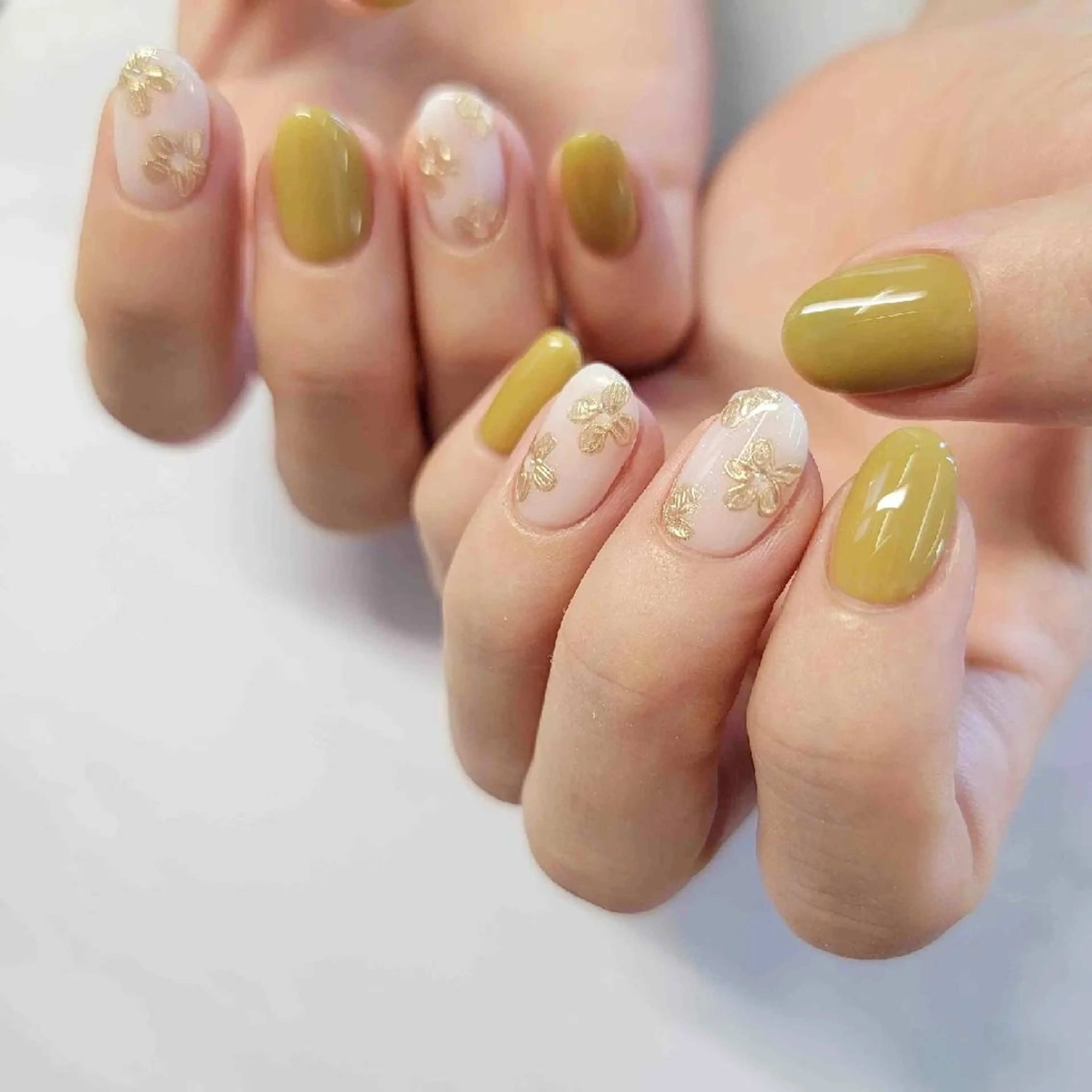 ネイル フラワーネイル ハンドネイル みよし市 nail salon*pomnal.co所属・Shimada Harukaのネイルデザイン