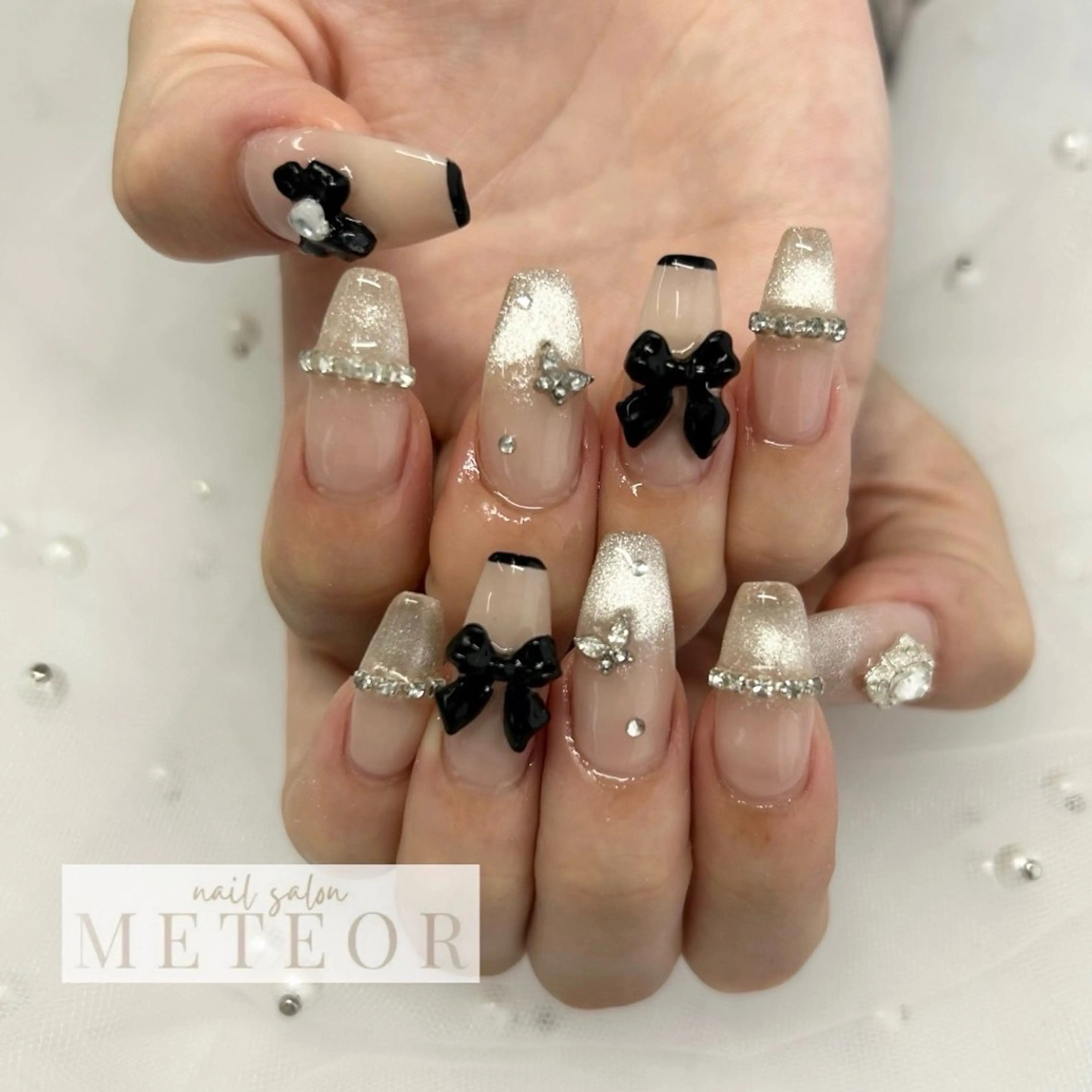 ネイル グラデーション マグネットネイル リボン ワンホンネイル ハンドネイル nailsalon meteor所属・meteor staffのその他イメージ