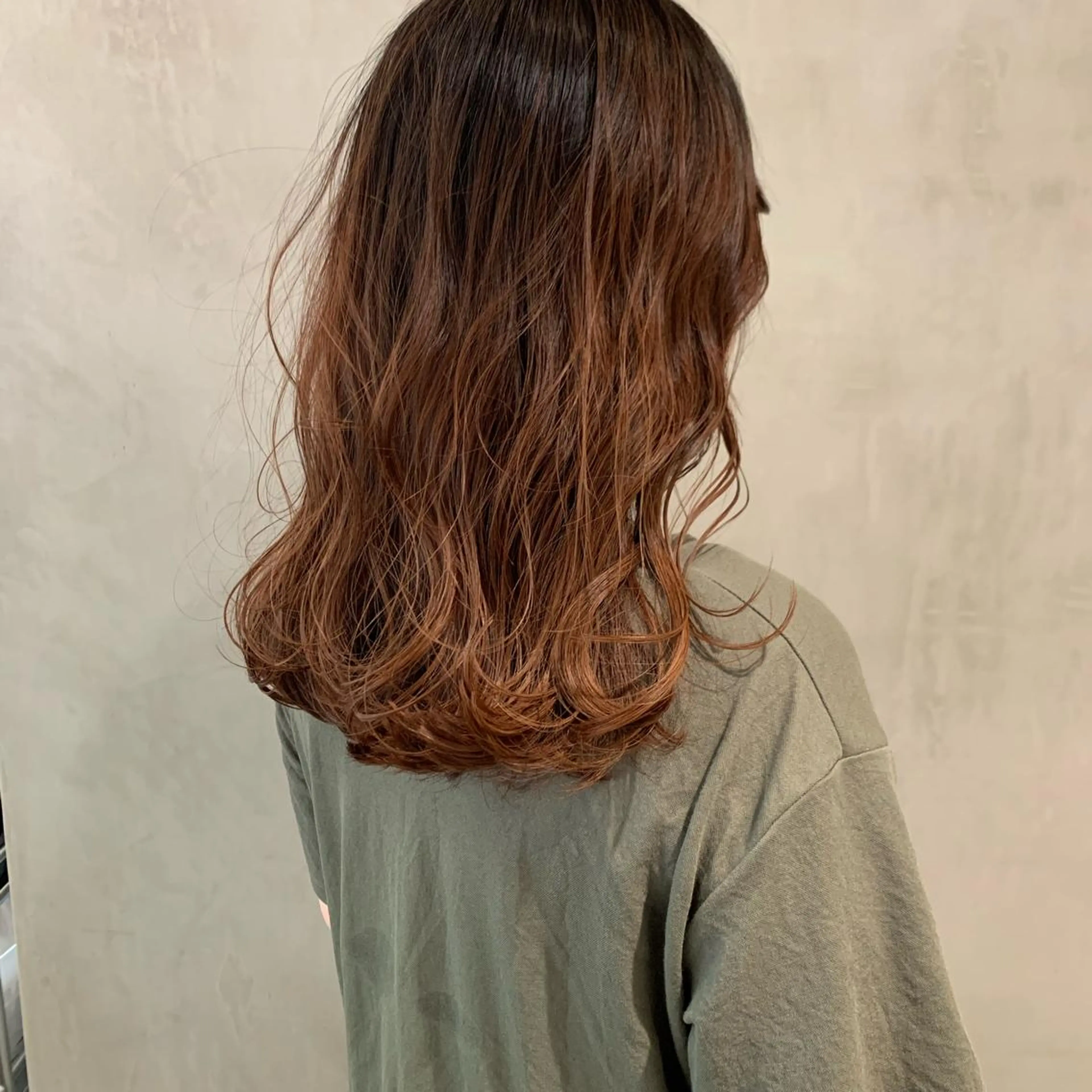 ミディアム カラー カット ヘアカラー トリートメント アンニュイヘア🪽 ayumiのヘアスタイル