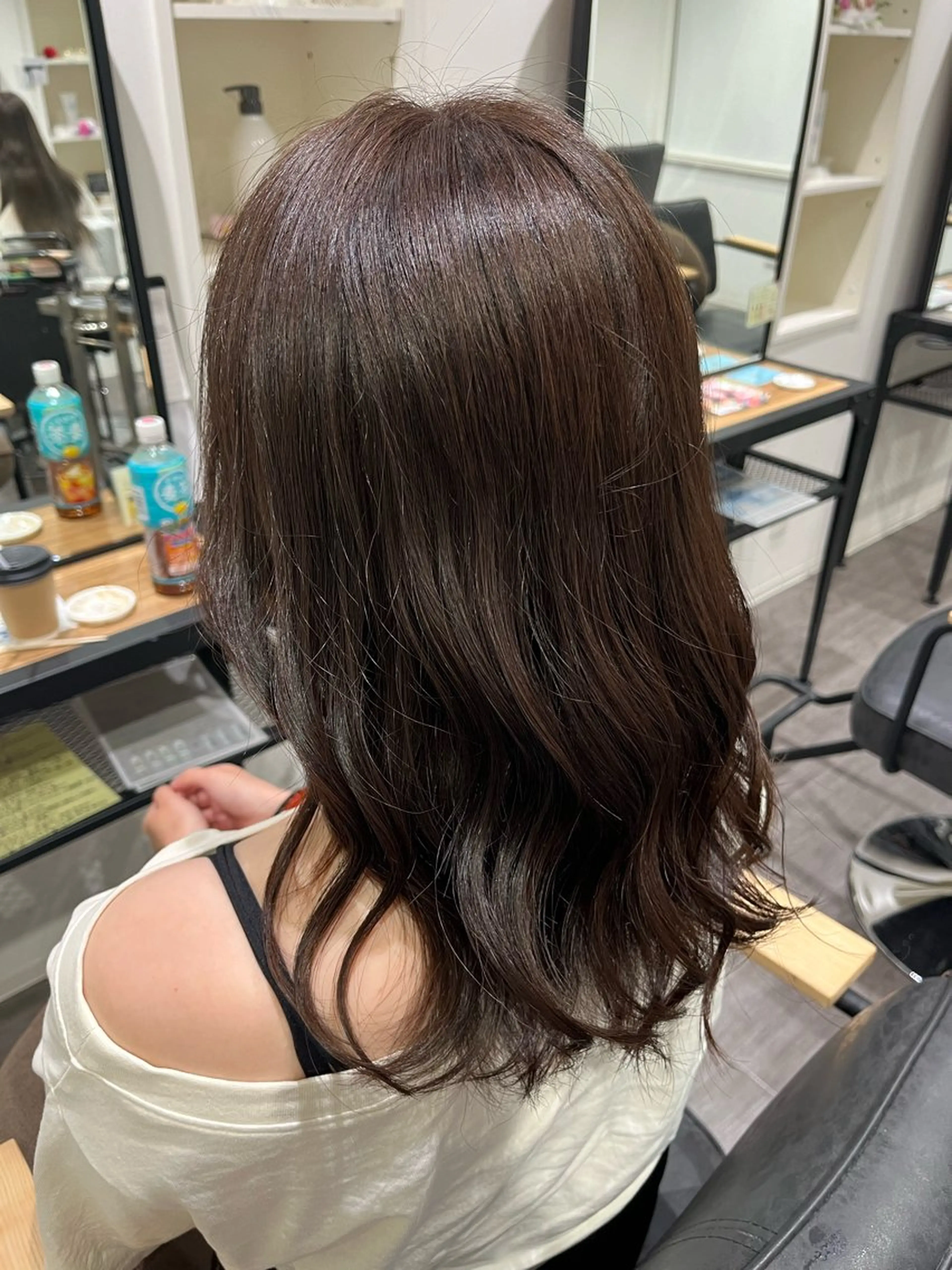 ミディアム カラー ヘアアレンジ ブラウンカラー くすみブラウン ヘアカラー トリートメント カラーリスト💟草間 紫音💟のヘアスタイル