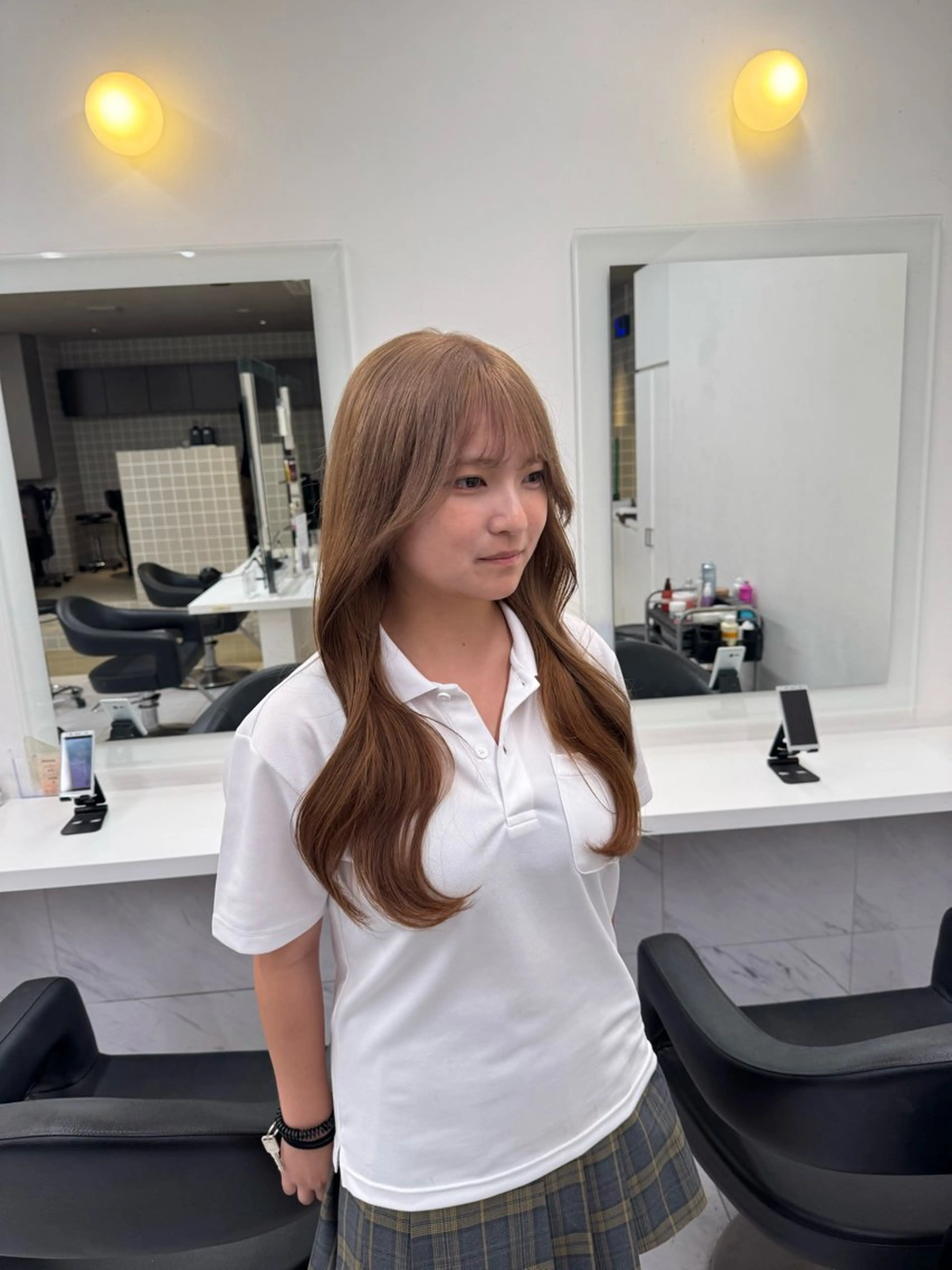 セミロング カラー ヘアアレンジ メンズ ベージュカラー ミルクティーベージュ ヘアカラー トリートメント ヘッドスパ ヘアセット 韓国トレンドの 達人♡のヘアスタイル