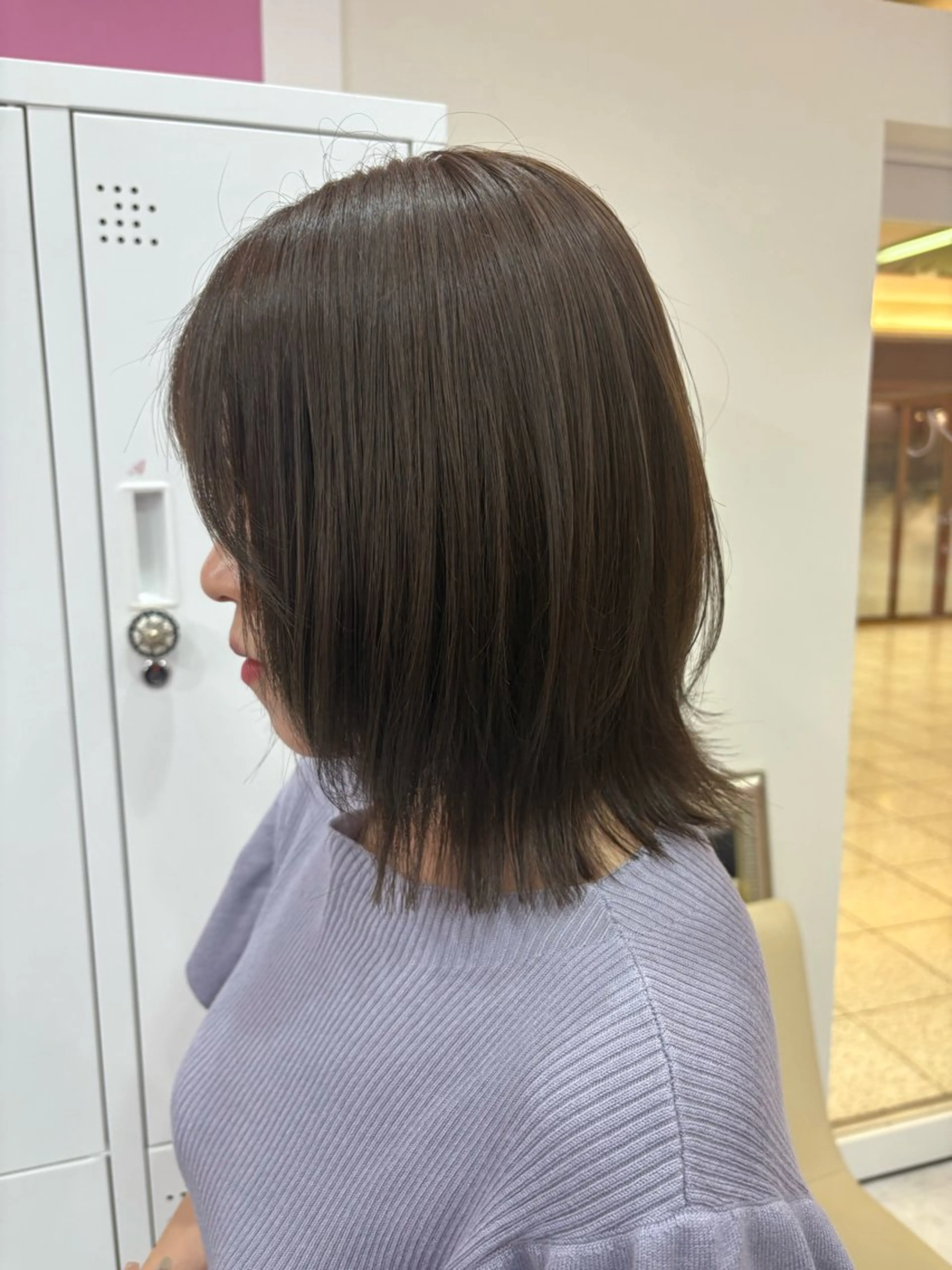 ミディアム カラー ブラウンカラー 透明感カラー カット ヘアカラー トリートメント Hirona ベージュ/暖色カラーのヘアスタイル