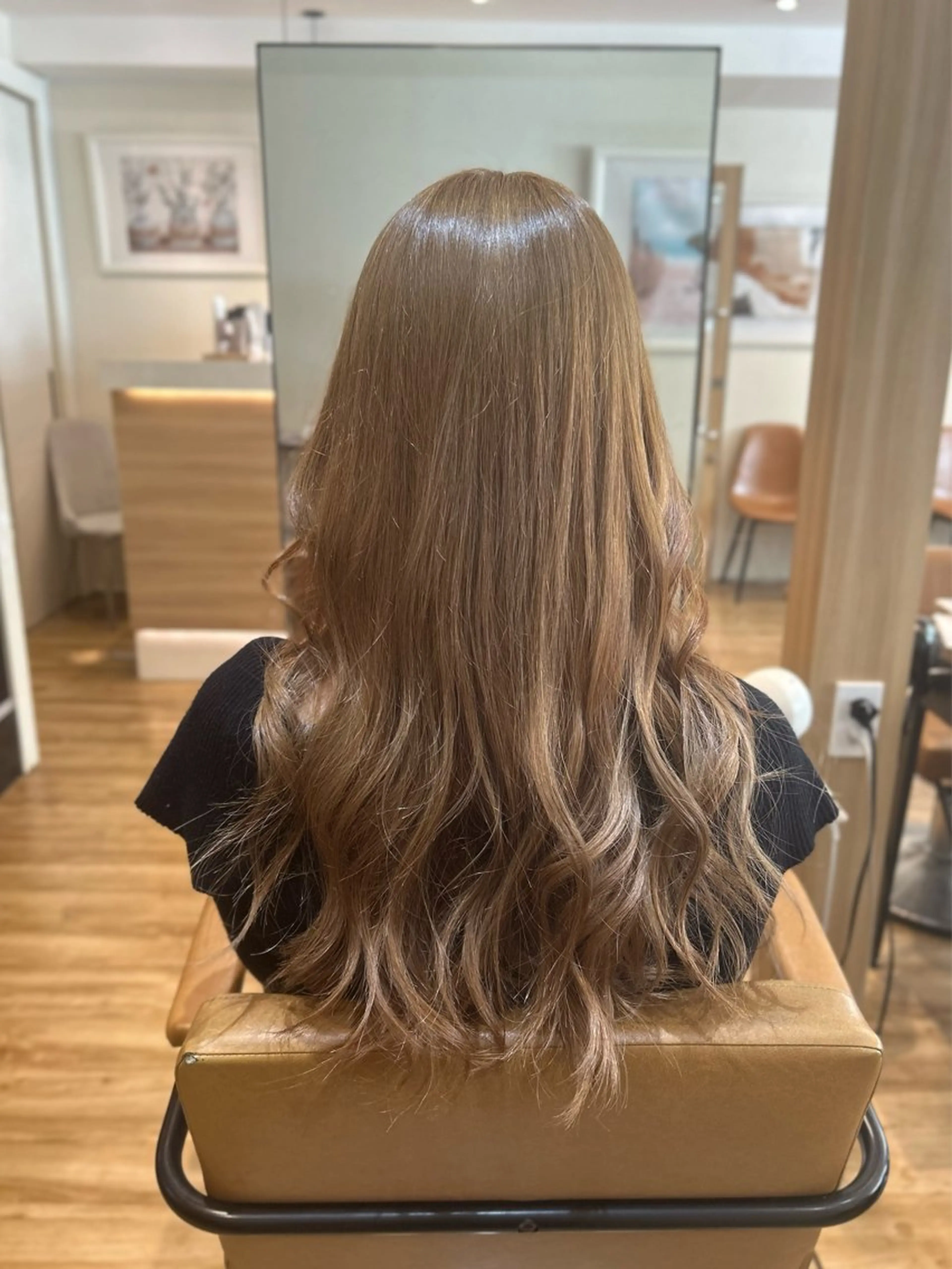 ブリーチ＋最新透明感カラー✨の写真