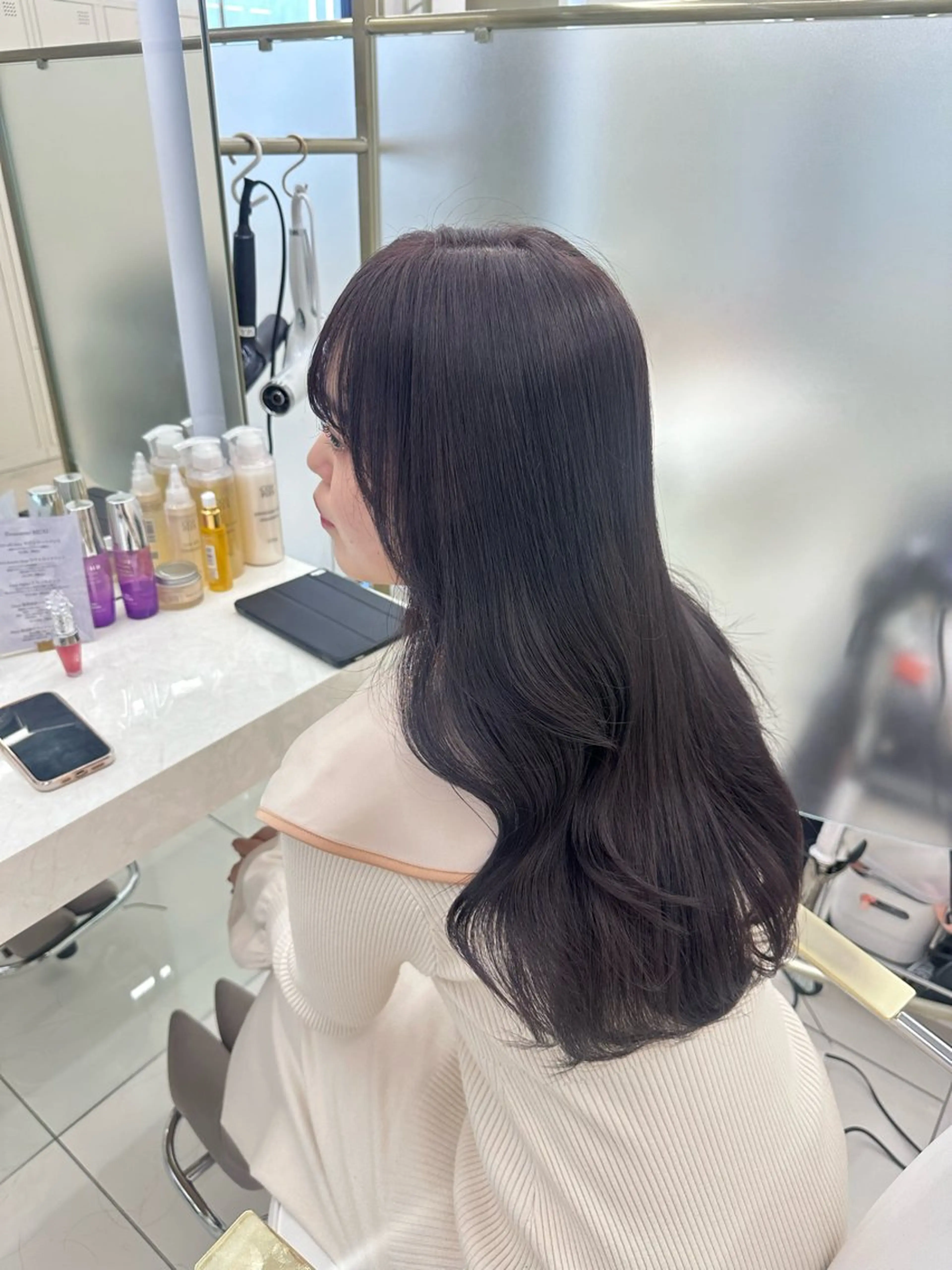 ロング カラー COA GINZA所属・マコ / ボブカット /前髪顔まわりカットのヘアスタイル