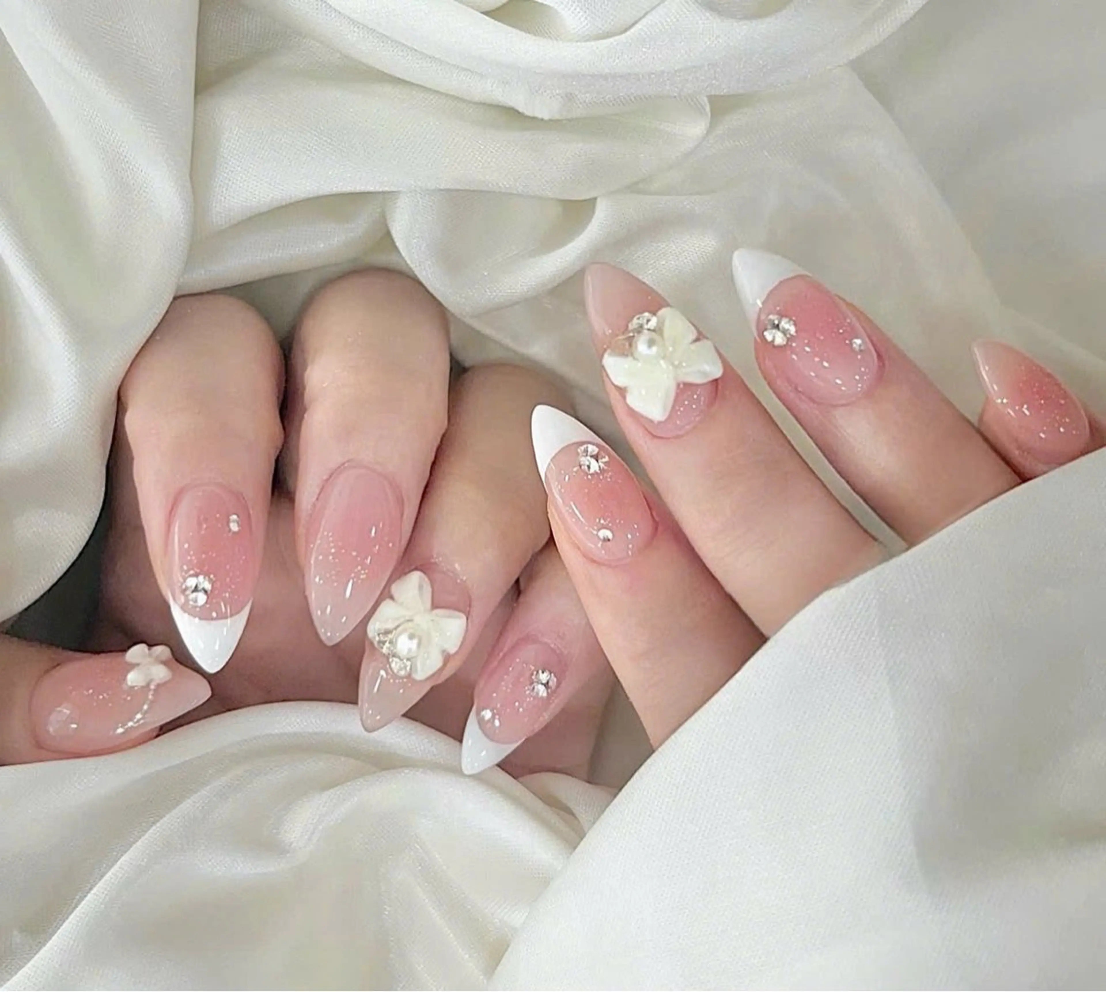 ネイル ボルドー チークネイル 成人式 フレンチネイル グラデーション ハンドネイル LynaOtsuka Nailのネイルデザイン