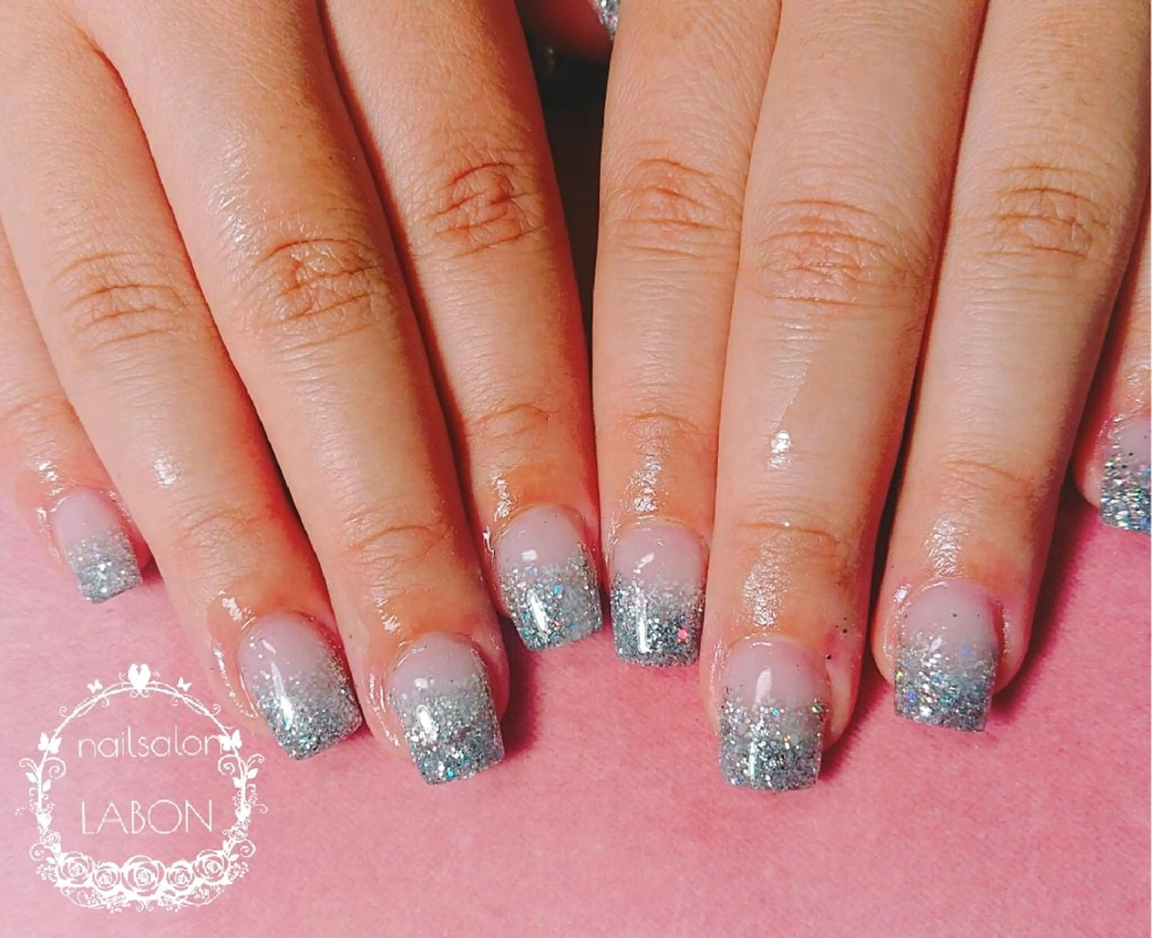 ネイル ラメ(グリッター) シルバー Nail salon LABONのネイルデザイン