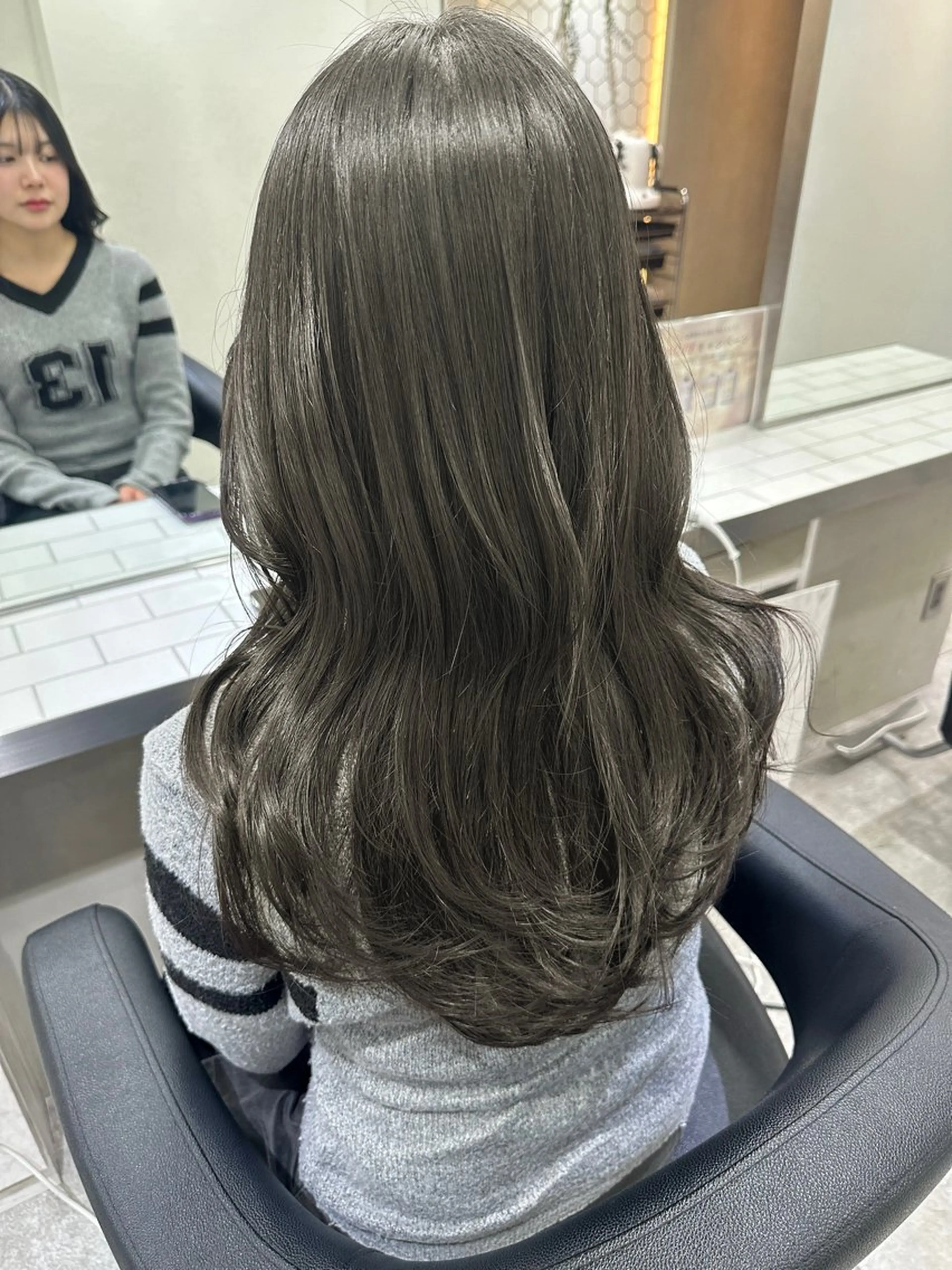 ロング カラー カット ヘアカラー トリートメント レイヤー オリーブ/ ベージュ/添田晃基のヘアスタイル