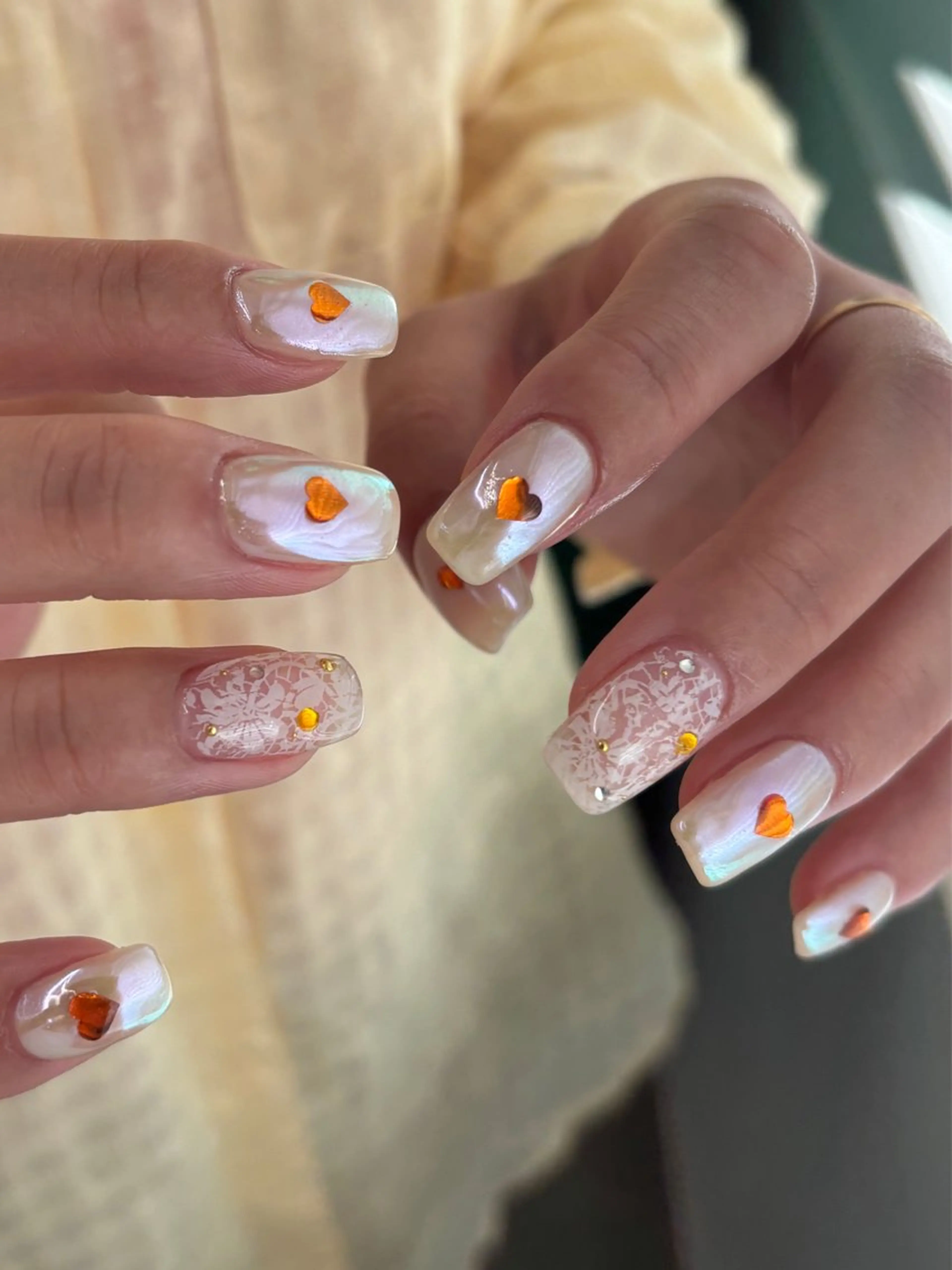 ネイル オーロラネイル ハンドネイル sister  mohawk所属・chika ／ nailのネイルデザイン