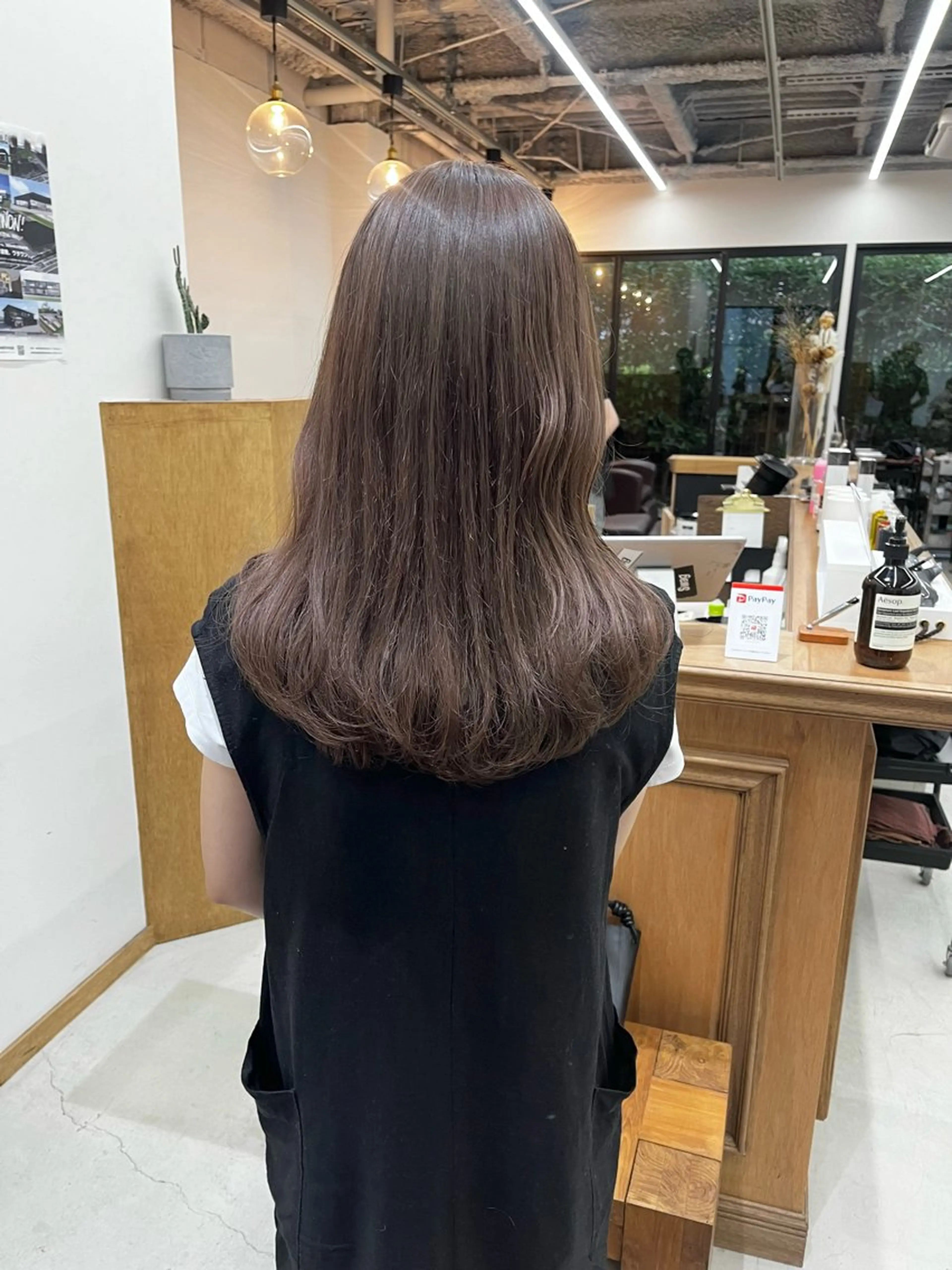 ミディアム カラー ヘアアレンジ ブリーチ ダブルカラー グレージュ ラベンダーカラー ラベンダーグレージュ カット ヘアカラー トリートメント ena/ブリーチなし 暖色・ベージュ🎀のヘアスタイル