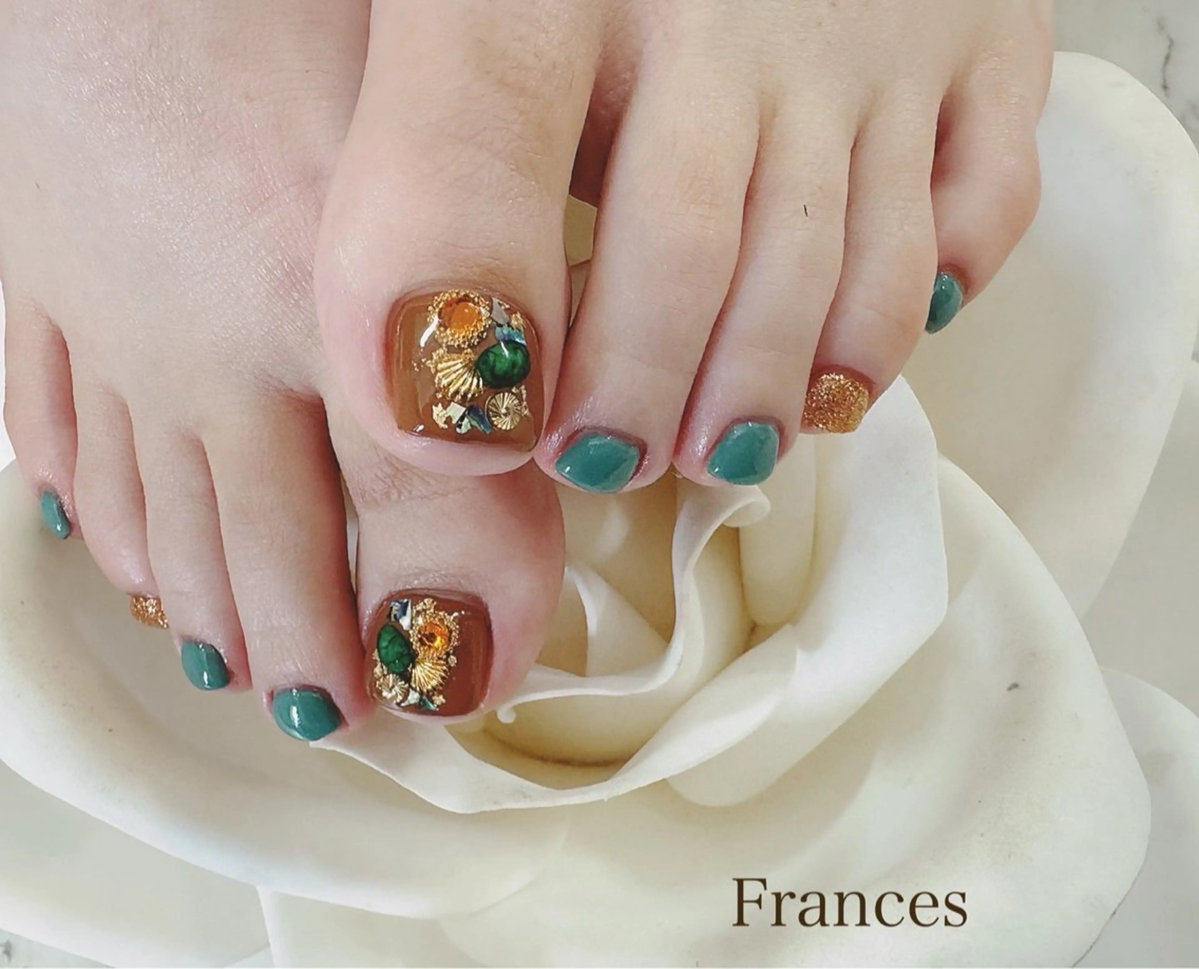 ネイル フットネイル Frances Babaのネイルデザイン
