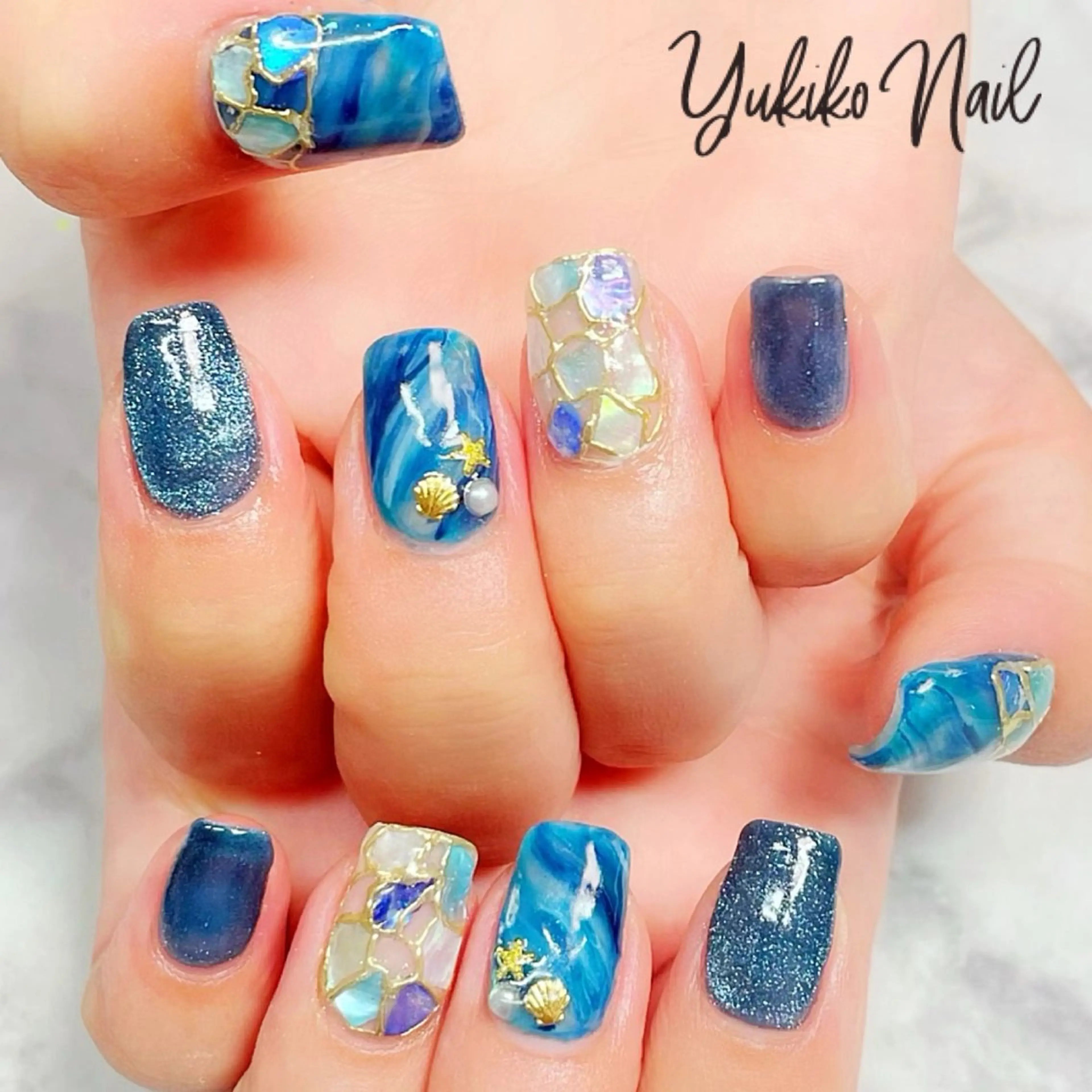 ネイル ブルー マグネットネイル ミラーネイル 夏ネイル ユキコ ネイルのネイルデザイン