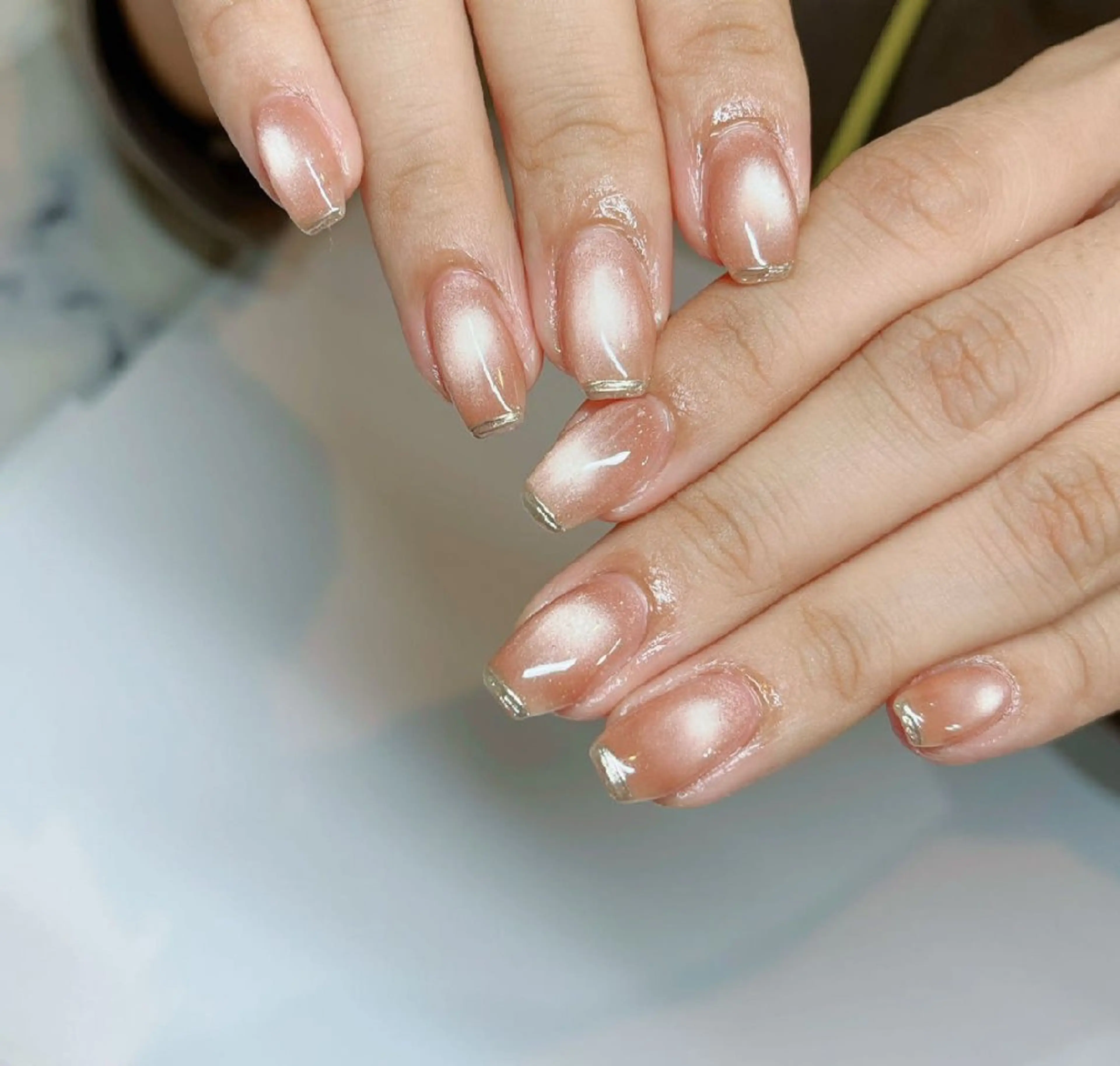 ネイル マグネットネイル RiRi ネイルサロンのネイルデザイン