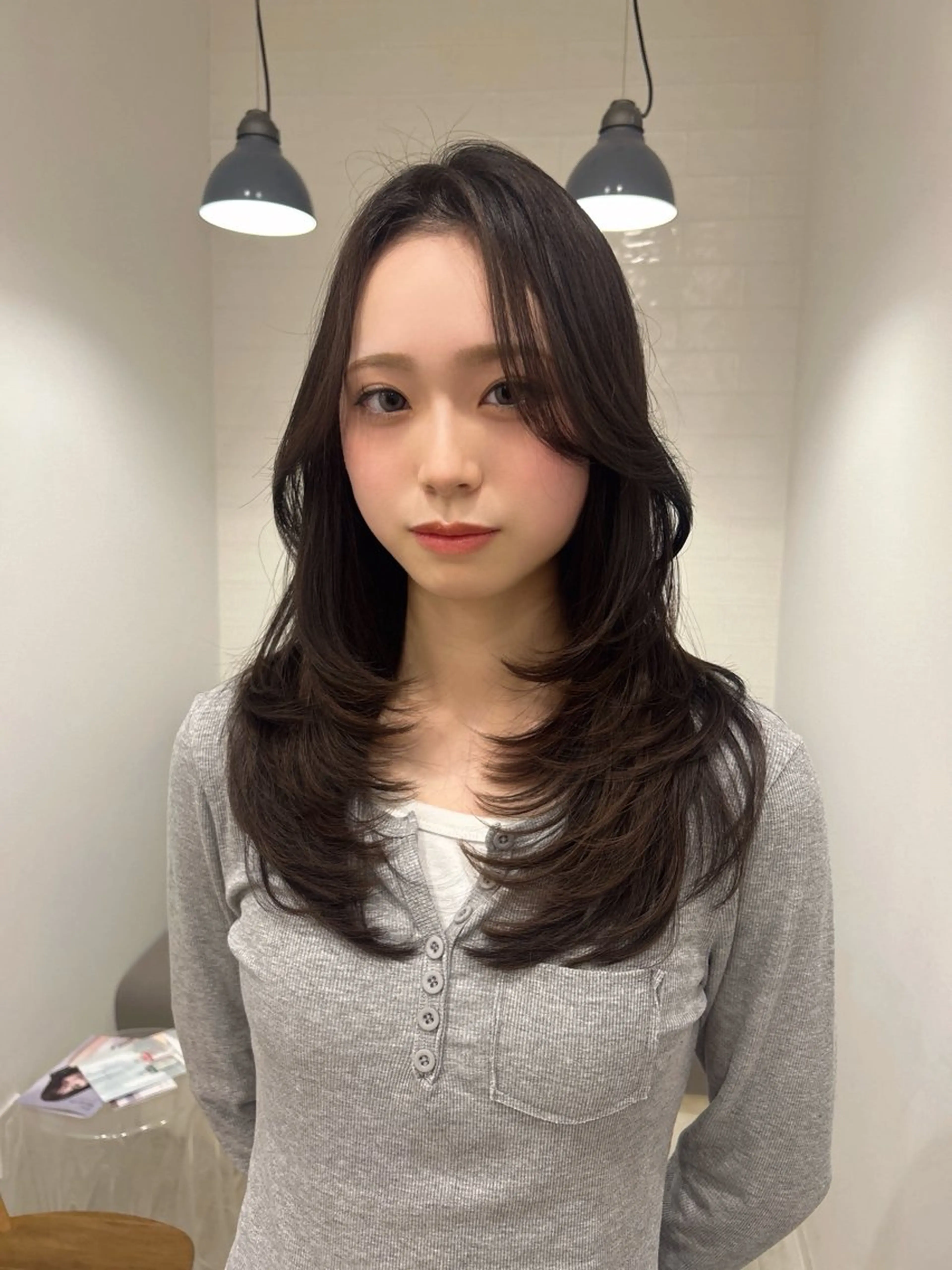 ロング レイヤーカット/長岡 グレージュ/マユ🎀のヘアスタイル