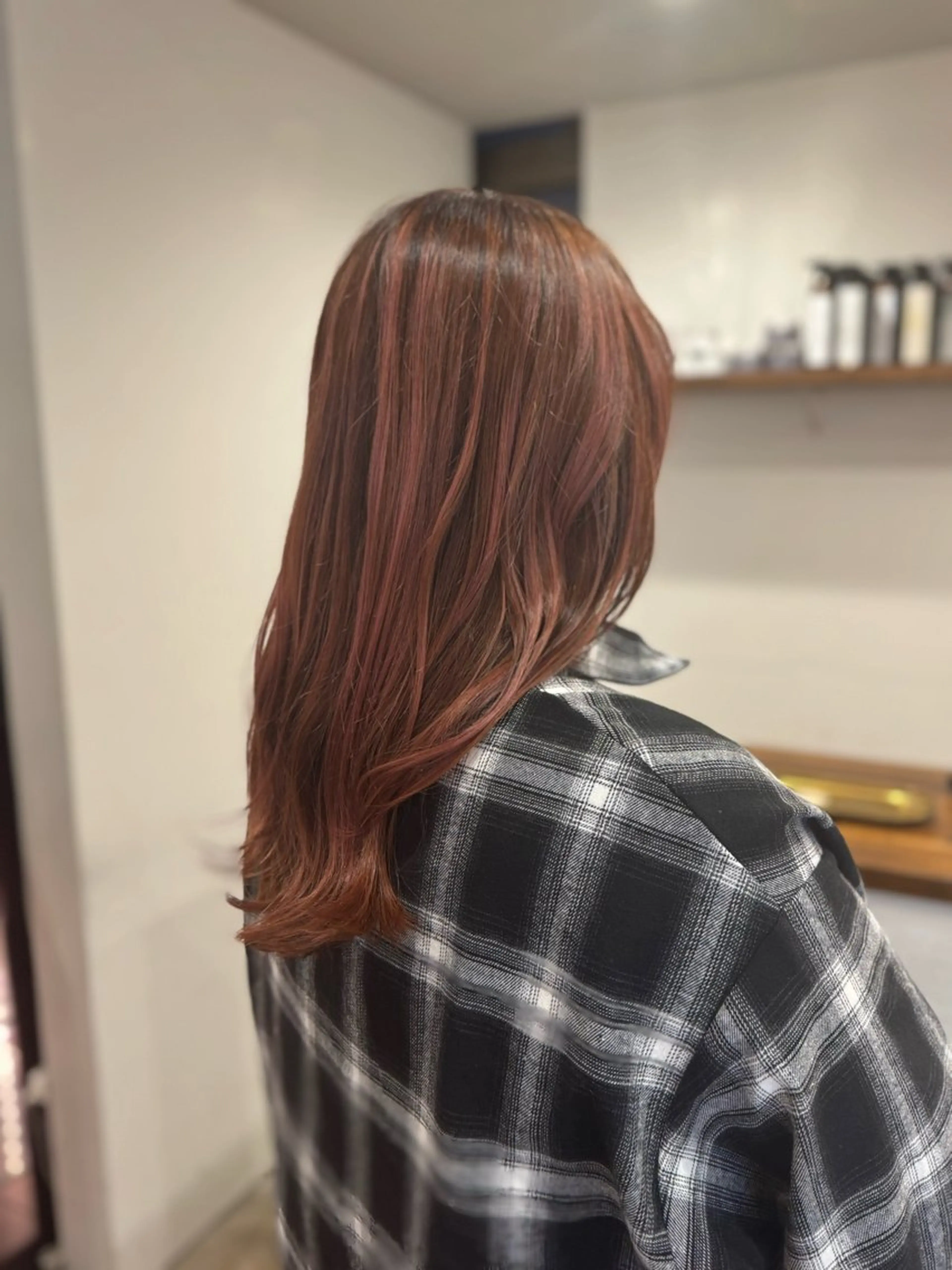 ロング ハイライト カット ヘアカラー 中山 柚香のヘアスタイル