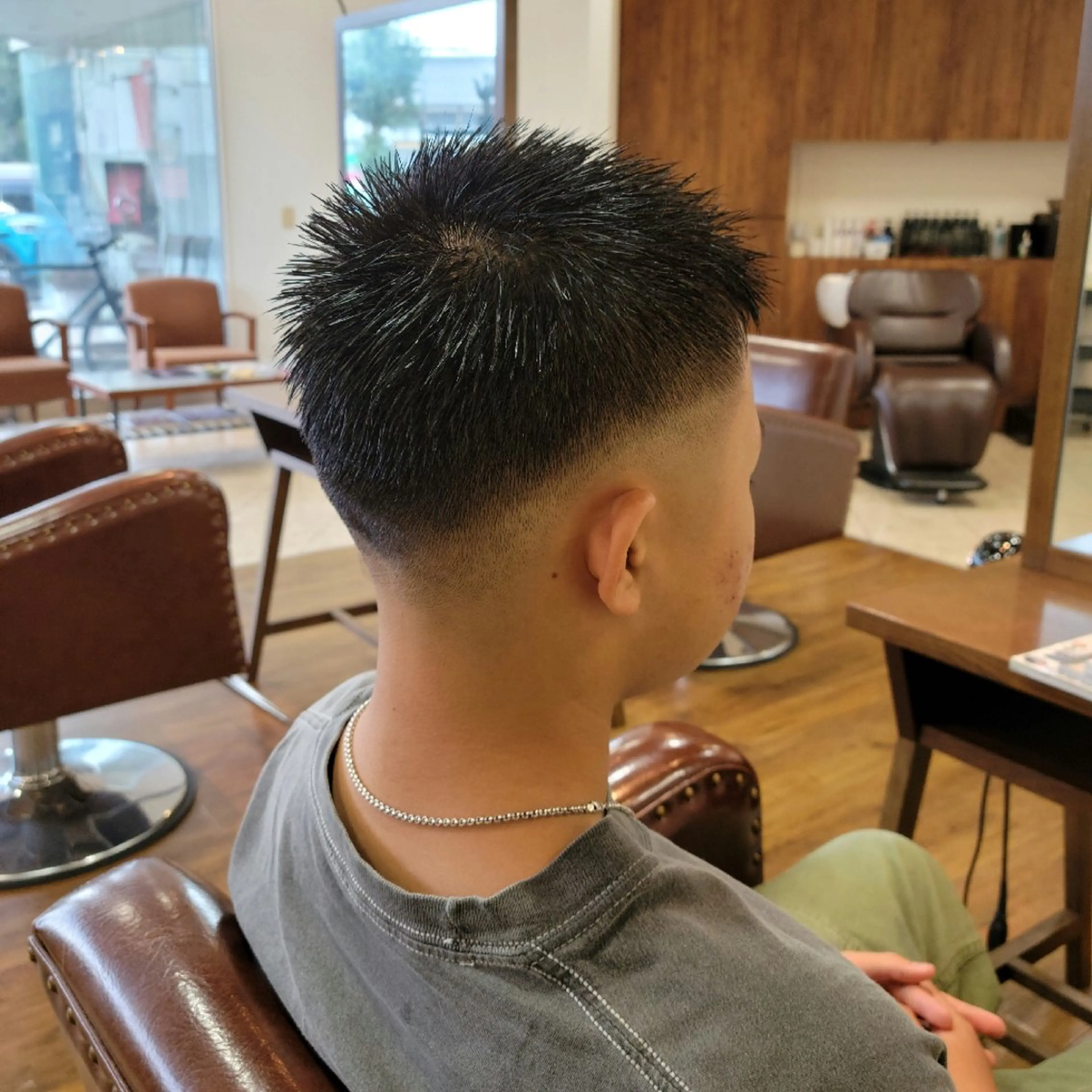 ショート メンズ 中川 秀明のヘアスタイル