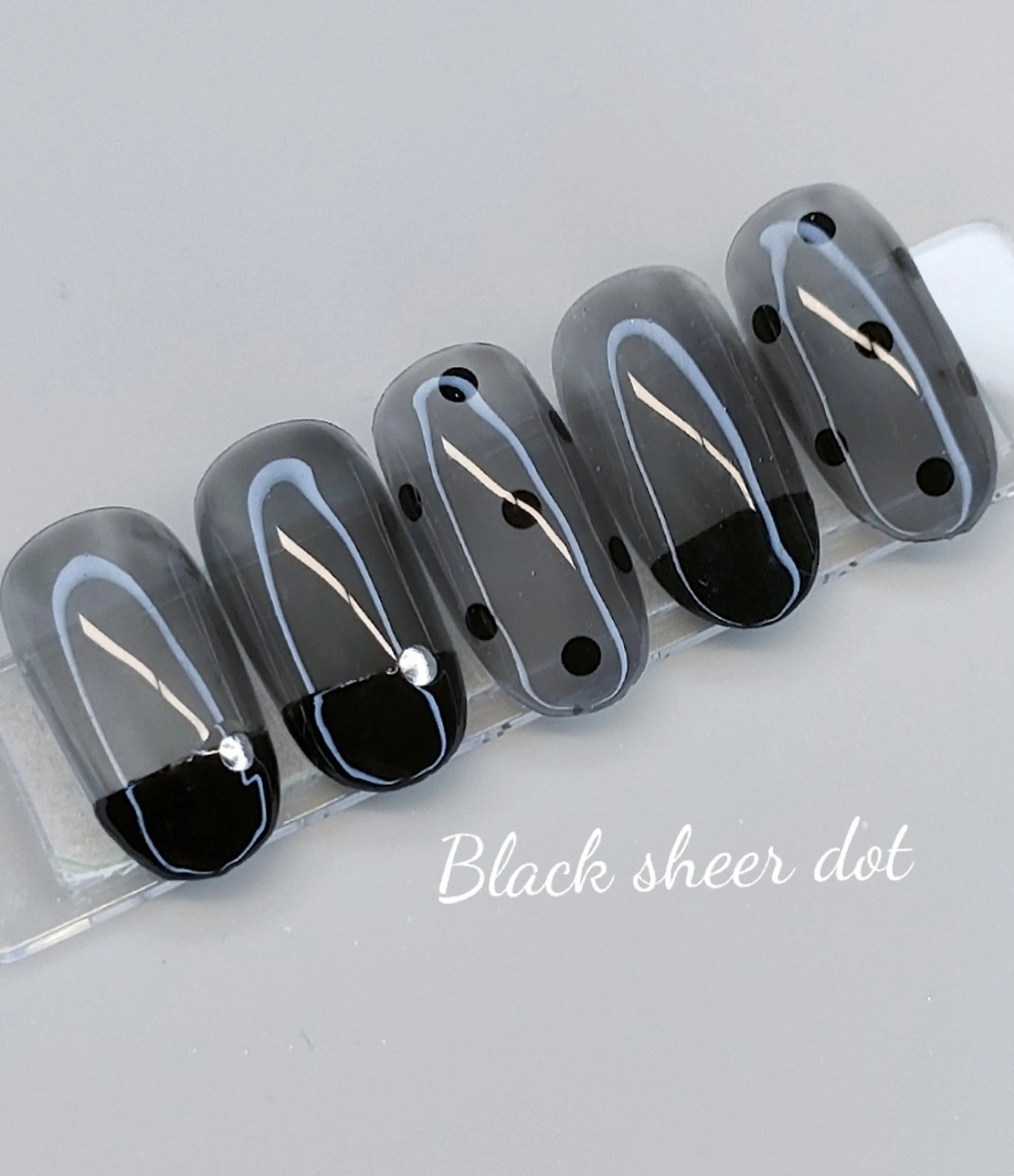 ❥ご新規様限定❥定額ハンド〜Black sheer dot〜の写真