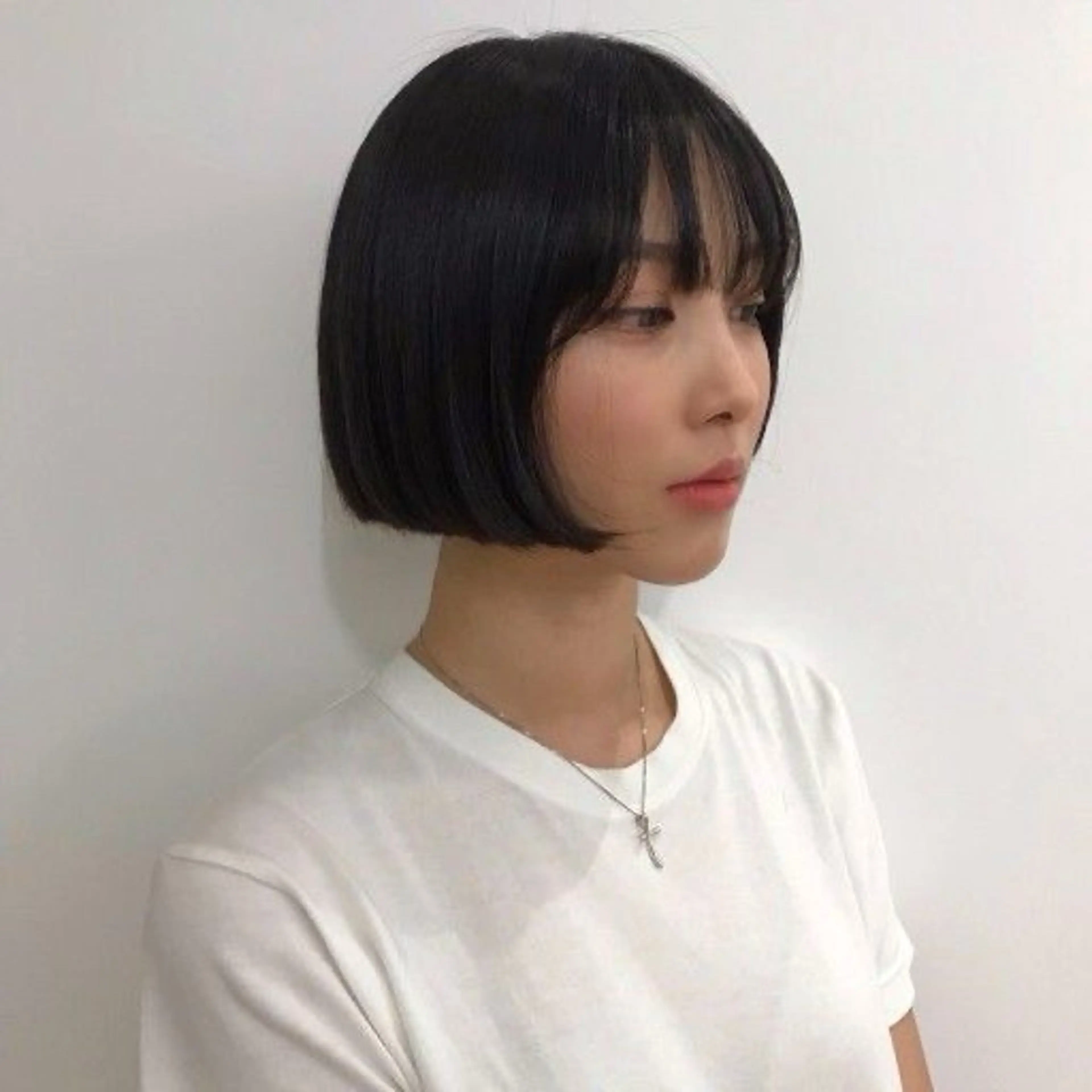 ショート ショートボブ ボブ ショートヘア MINAMO 韓国レイヤーのヘアスタイル