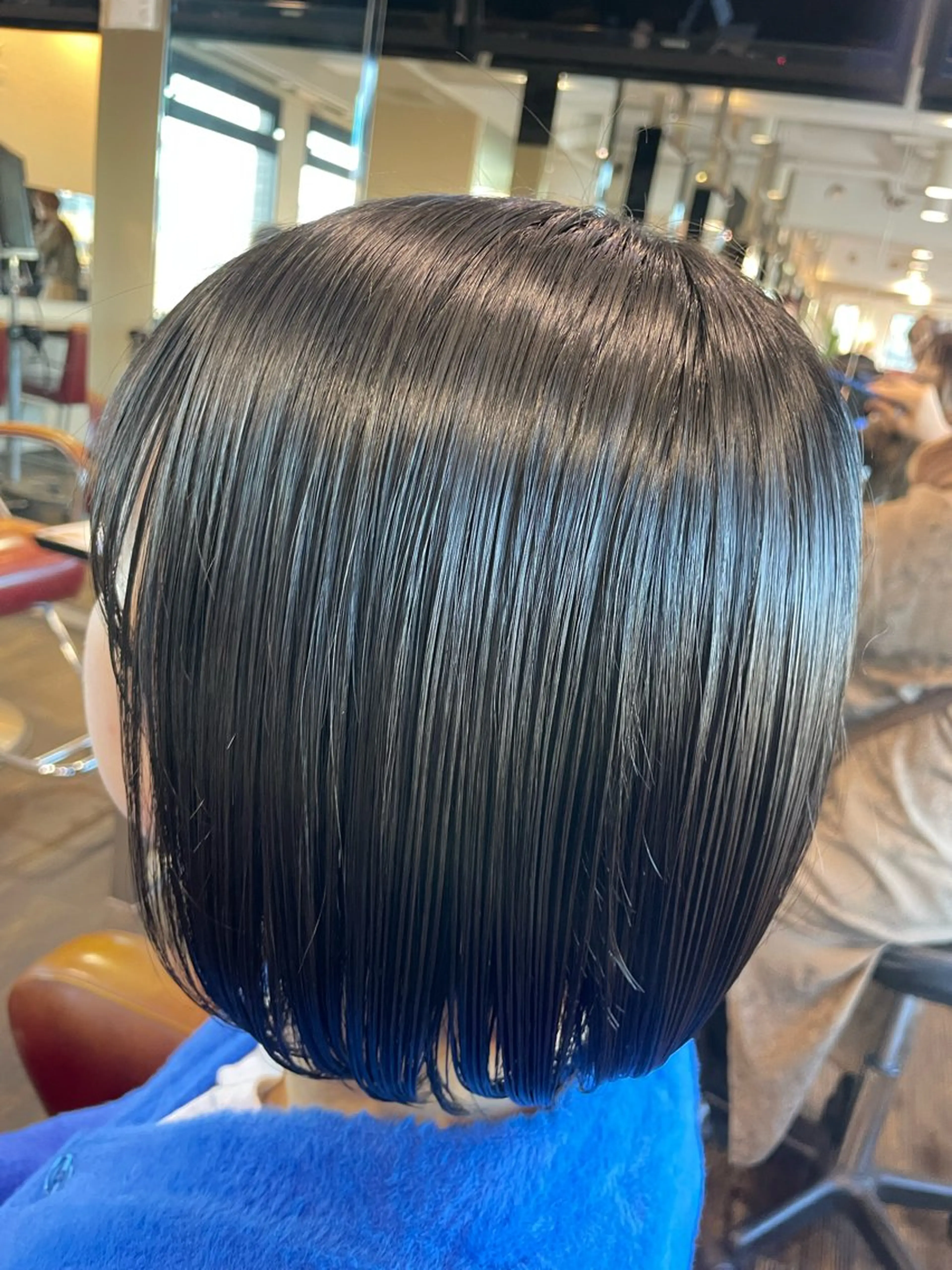 ミディアム ボブ カット トリートメント 佐藤 綾郁のヘアスタイル