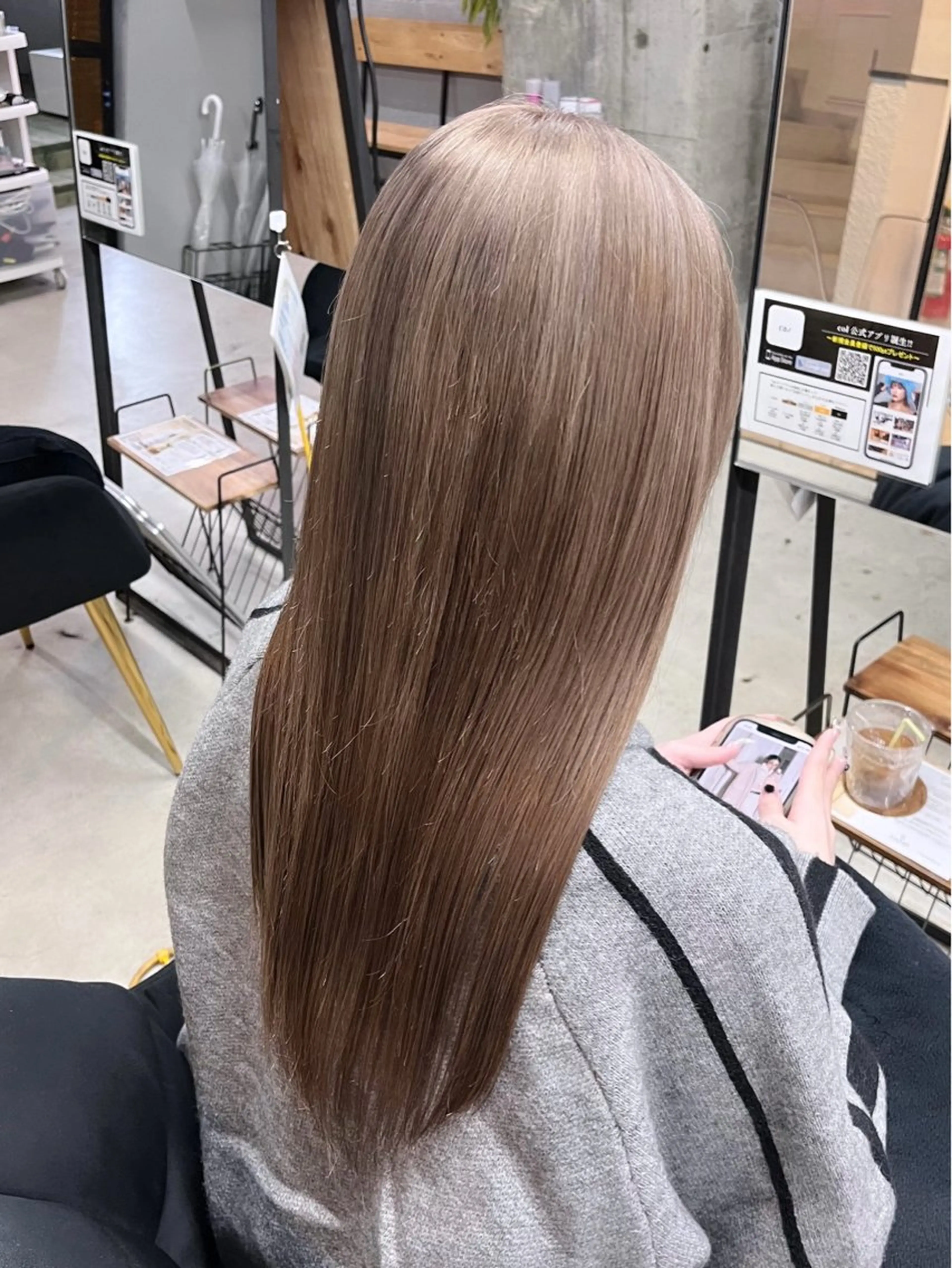 ロング カット ヘアカラー col sapporo所属・ui/透明感カラー /顔まわり🩷のヘアスタイル