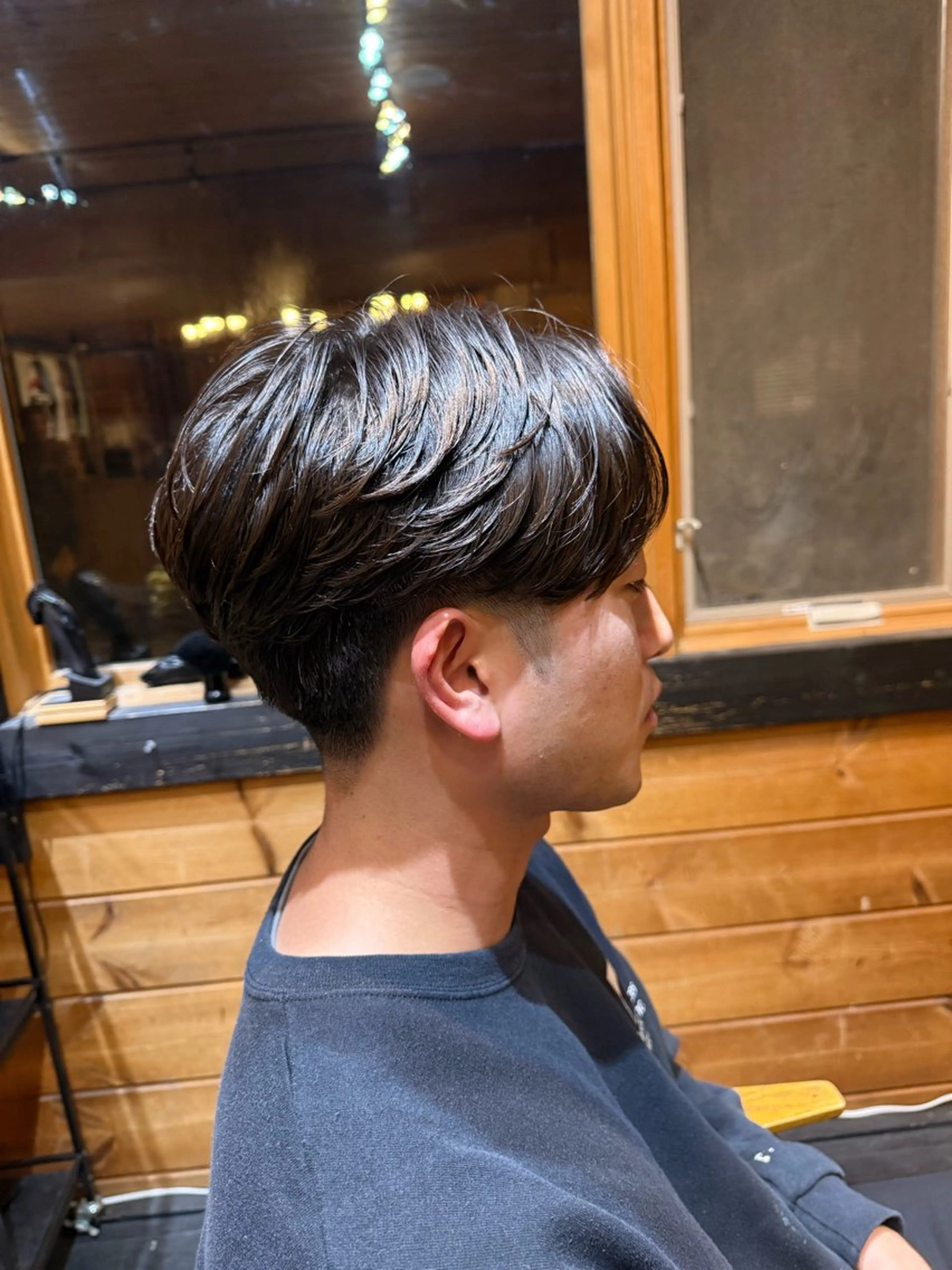 パーマ メンズ センターパート ニュアンスパーマ 古賀 雄大のヘアスタイル