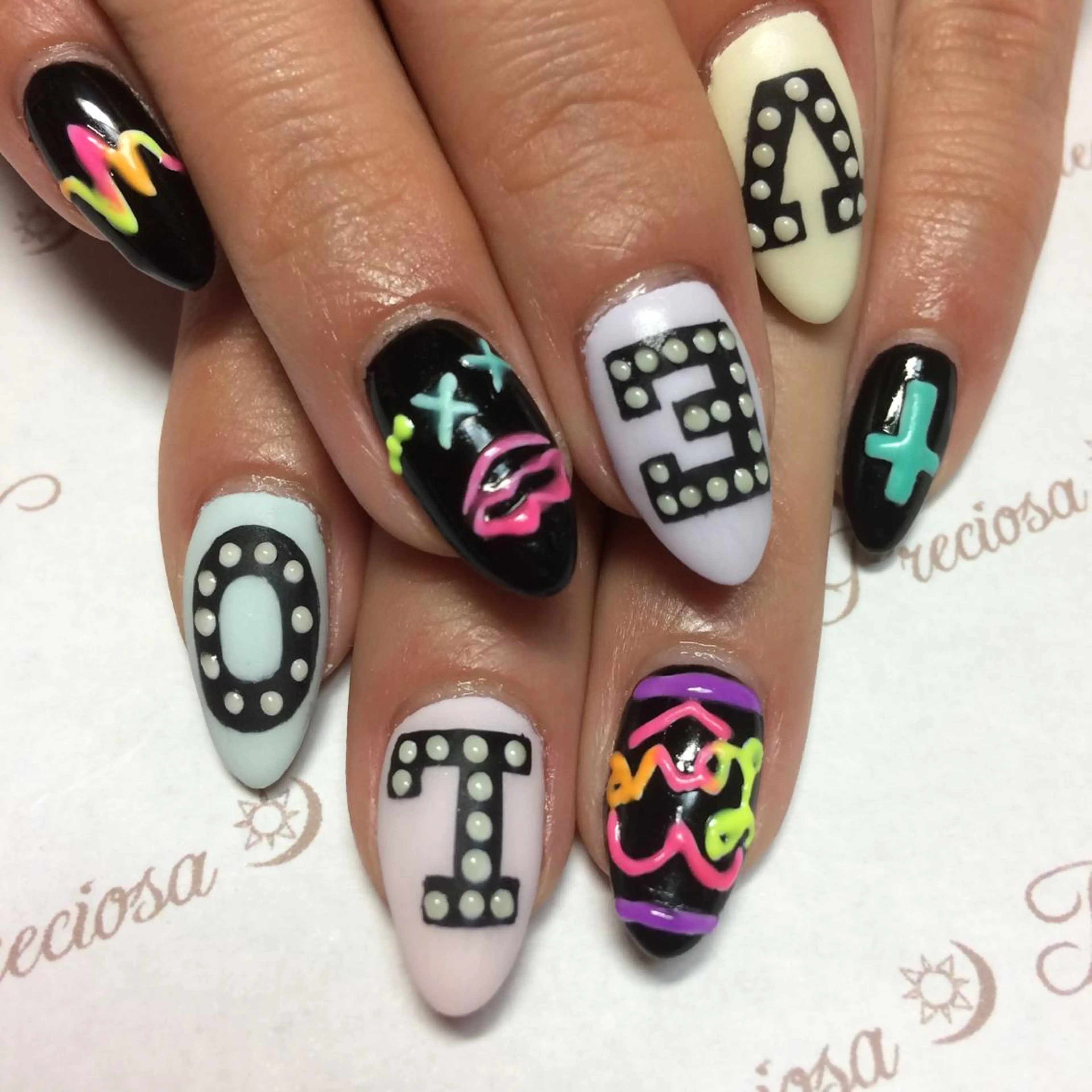 ネイル preciosa.nail所属・久場 晴美のネイルデザイン