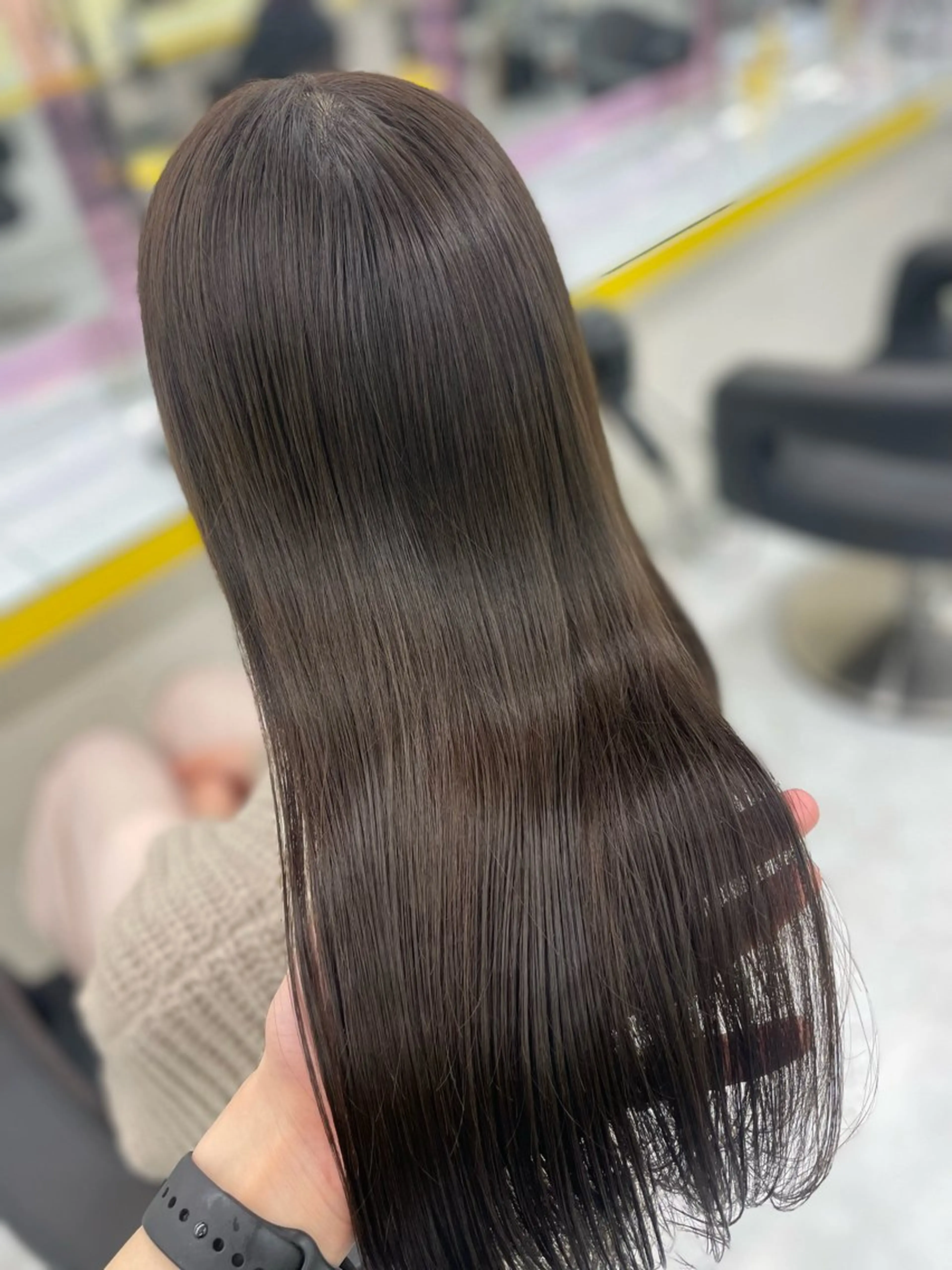 ロング カラー ヘアアレンジ グレージュ オリーブグレージュ オリーブグレー カット ヘアカラー トリートメント 💕透明感暗髪💕 りくのヘアスタイル