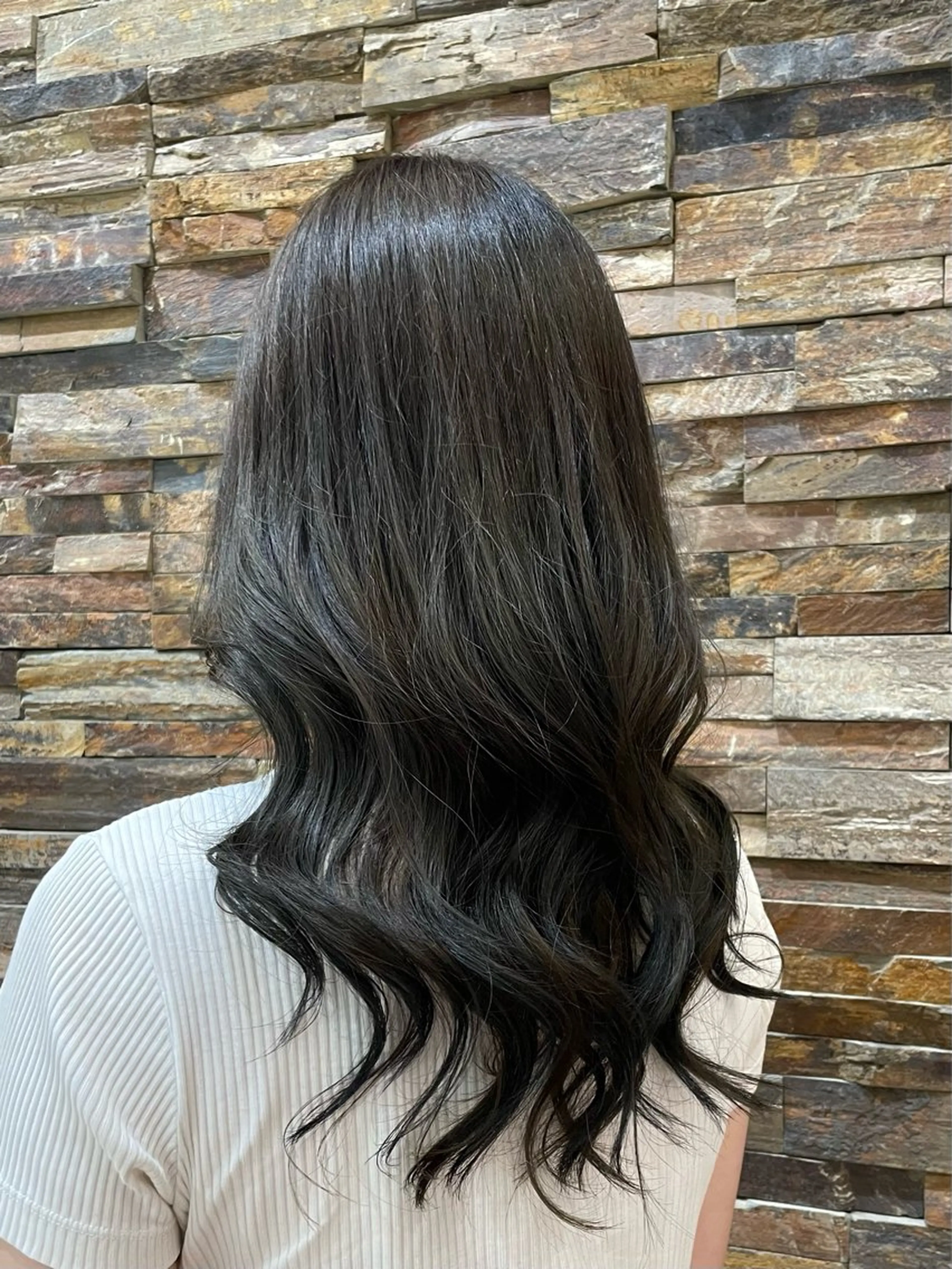 ロング 岩尾 瑛斗のヘアスタイル