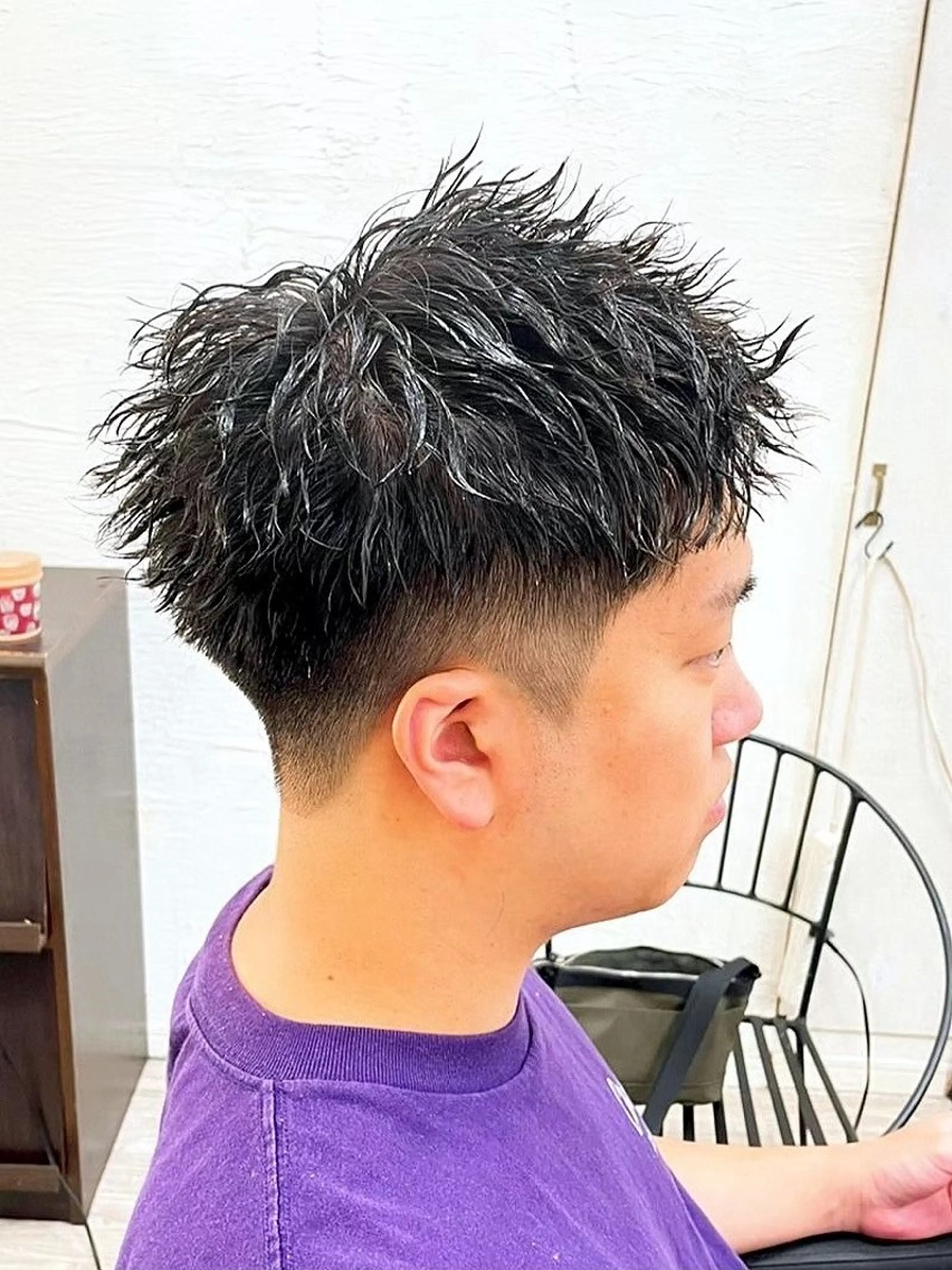 ショート パーマ メンズ 鈴木 裕貴のヘアスタイル