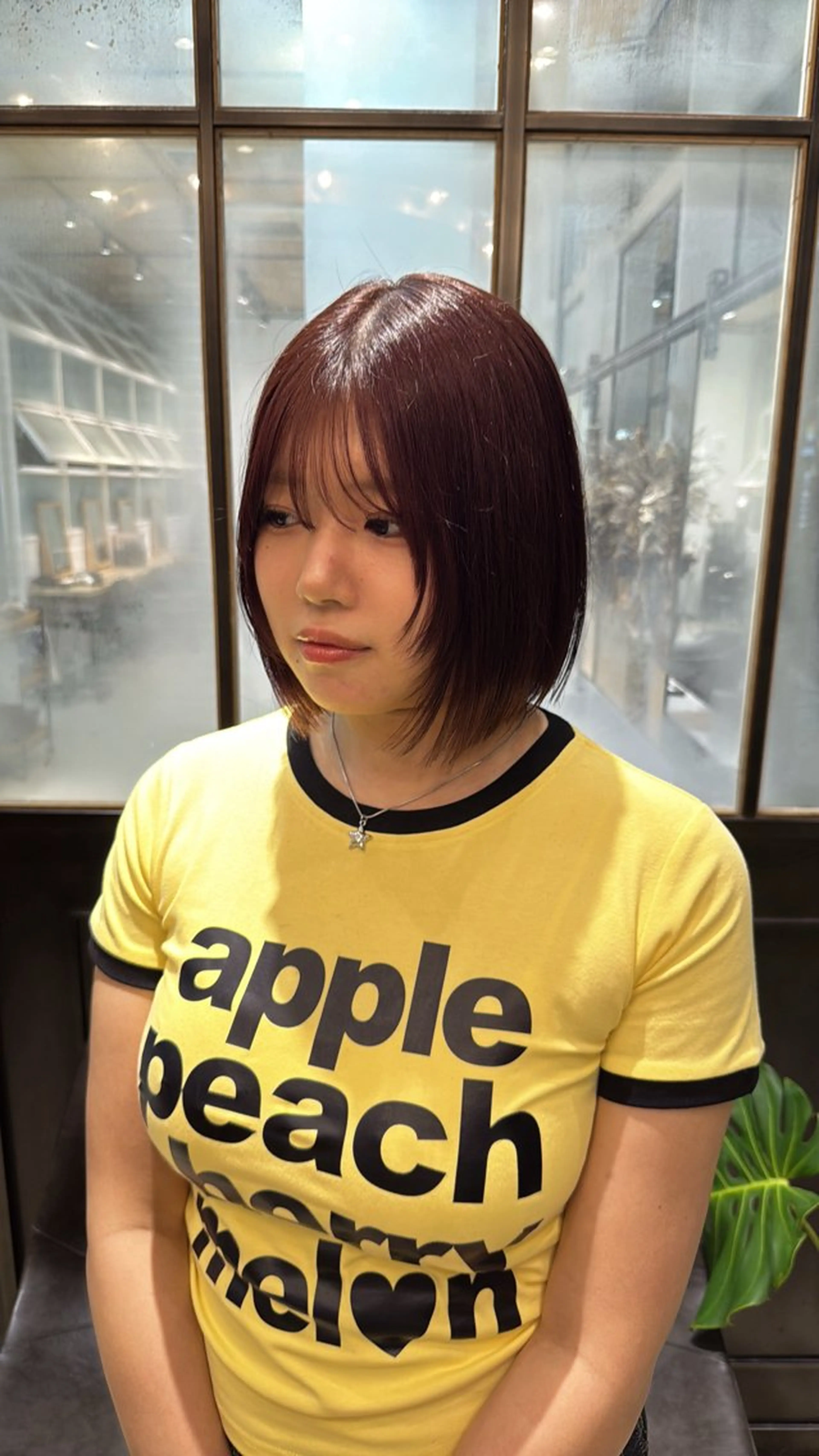 ショート ボブ カット ヘアカラー 齊藤 百伽のヘアスタイル