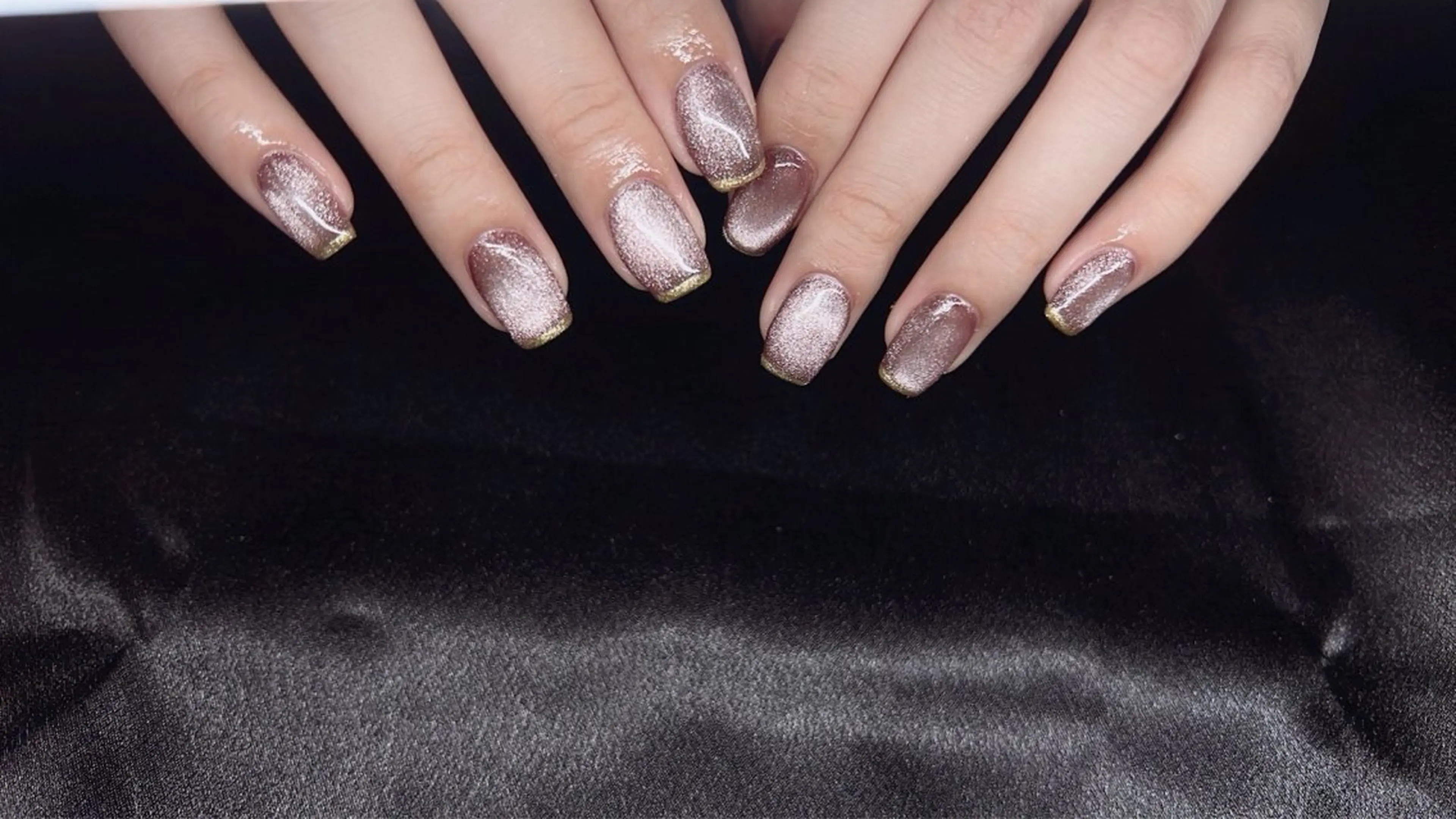 ネイル フレンチネイル マグネットネイル ワンカラーネイル She_nail所属・ELSA_ Bellaのネイルデザイン