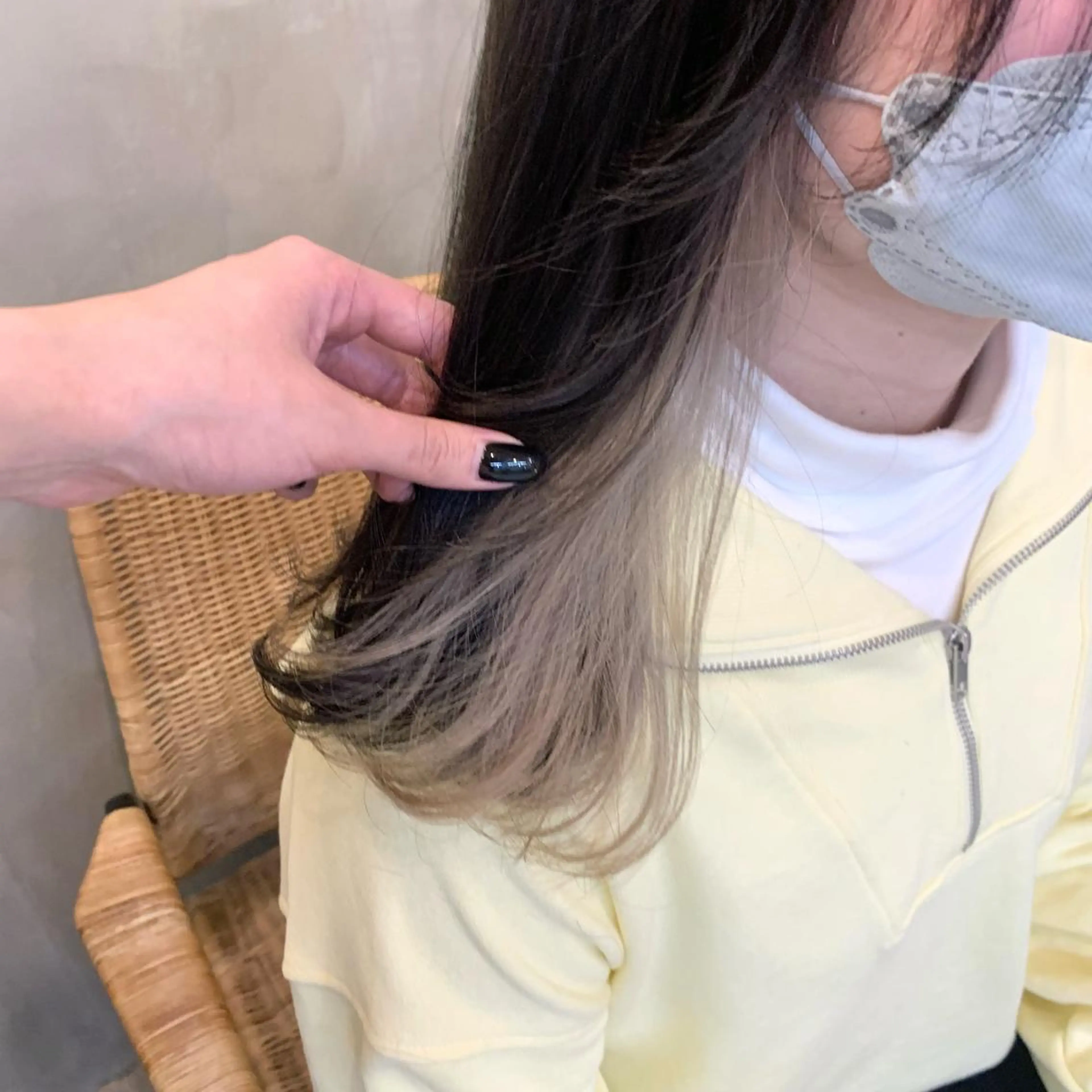 ミディアム カラー ベージュカラー ホワイトベージュ カット ヘアカラー ﾖｼﾅｶﾞﾏﾕ🦕 透明感カラーのヘアスタイル